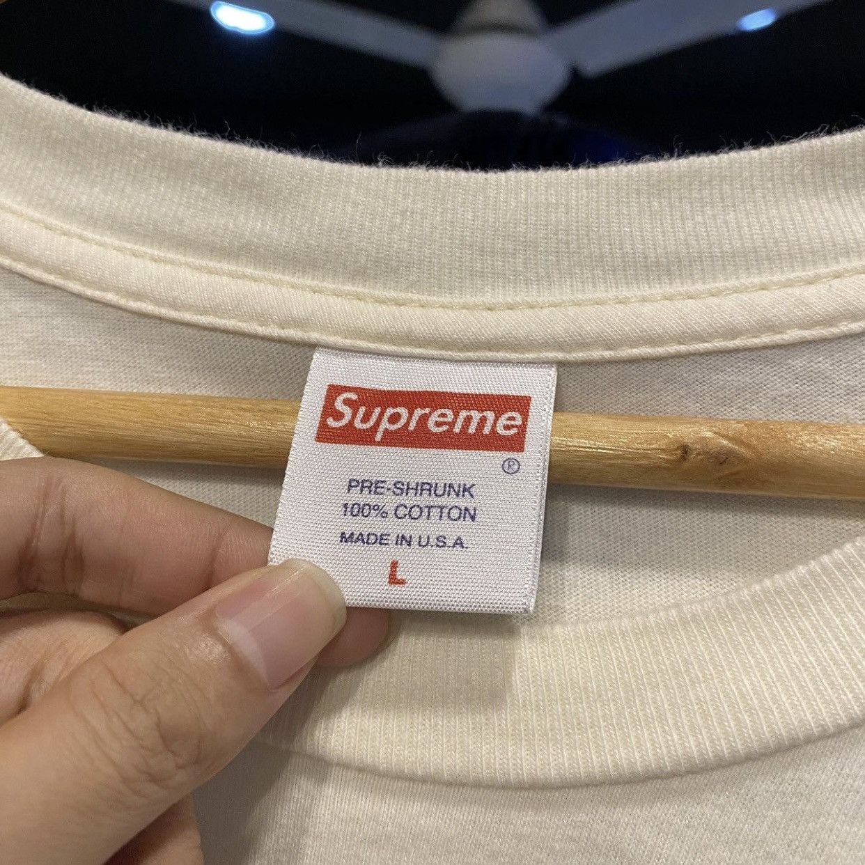 Supreme Supreme Plain White L/S Authentic Size L Size US L / EU 52-54 / 3 - 9 Thumbnail