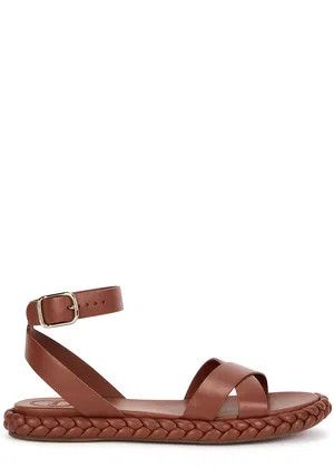 o1loc1c1024 Pip Sandals in Brown