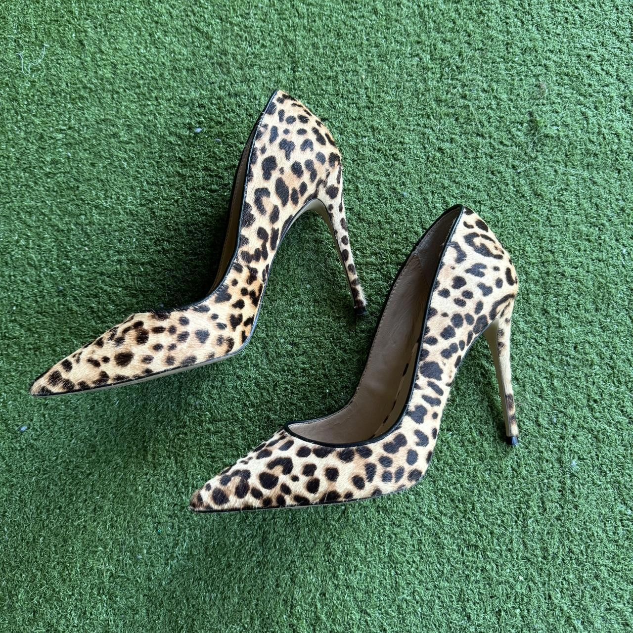 Steve Madden Women's cheetah print pumps
