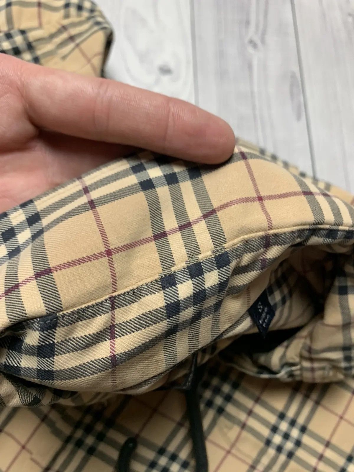 Burberry Vintage Burberry brown plaid shirt USA size S Size US S / EU 44-46 / 1 - 6 Thumbnail