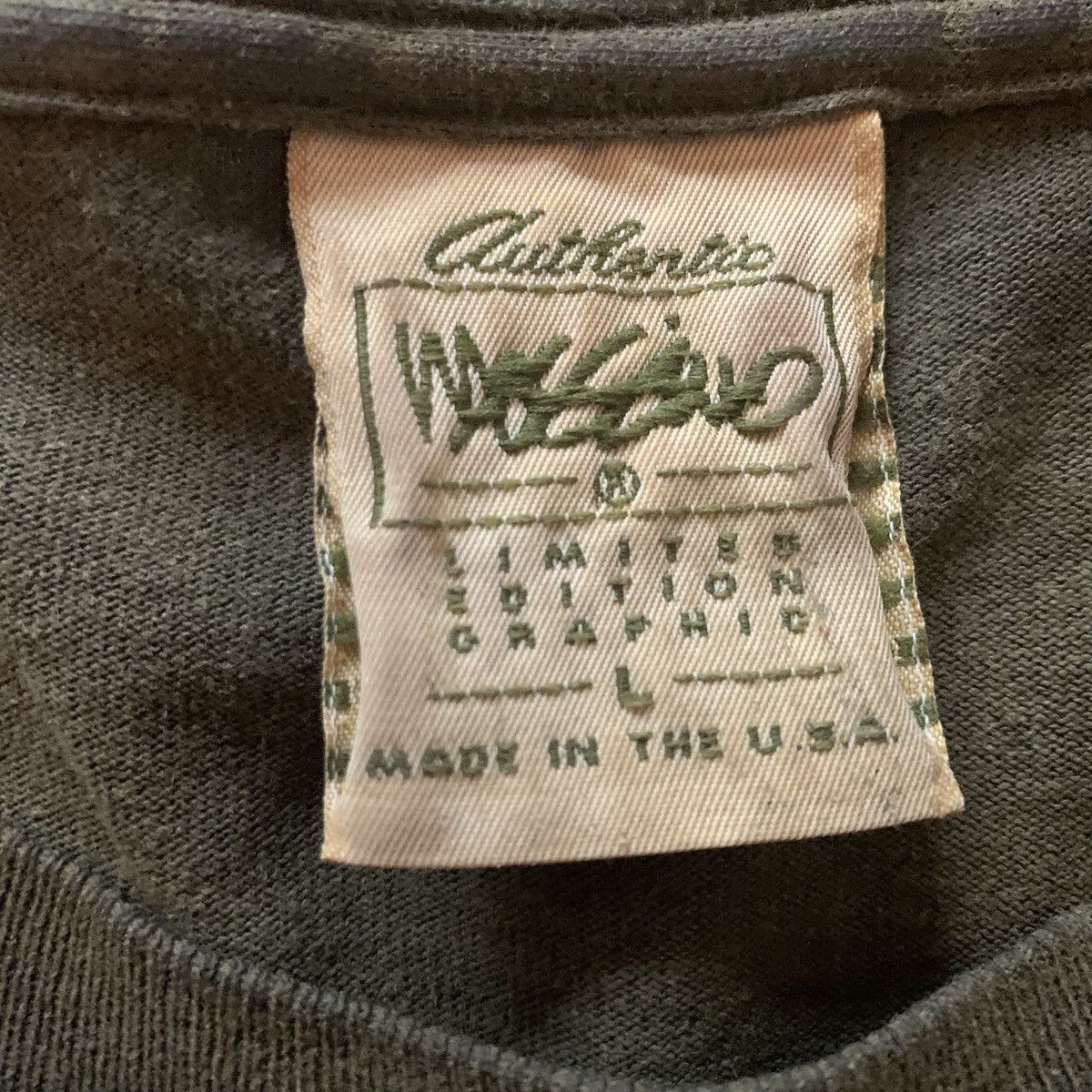 Mossimo × Vintage 90s Vintage Rare Mossimo Breaking Down Walls Tee Size US L / EU 52-54 / 3 - 4 Thumbnail