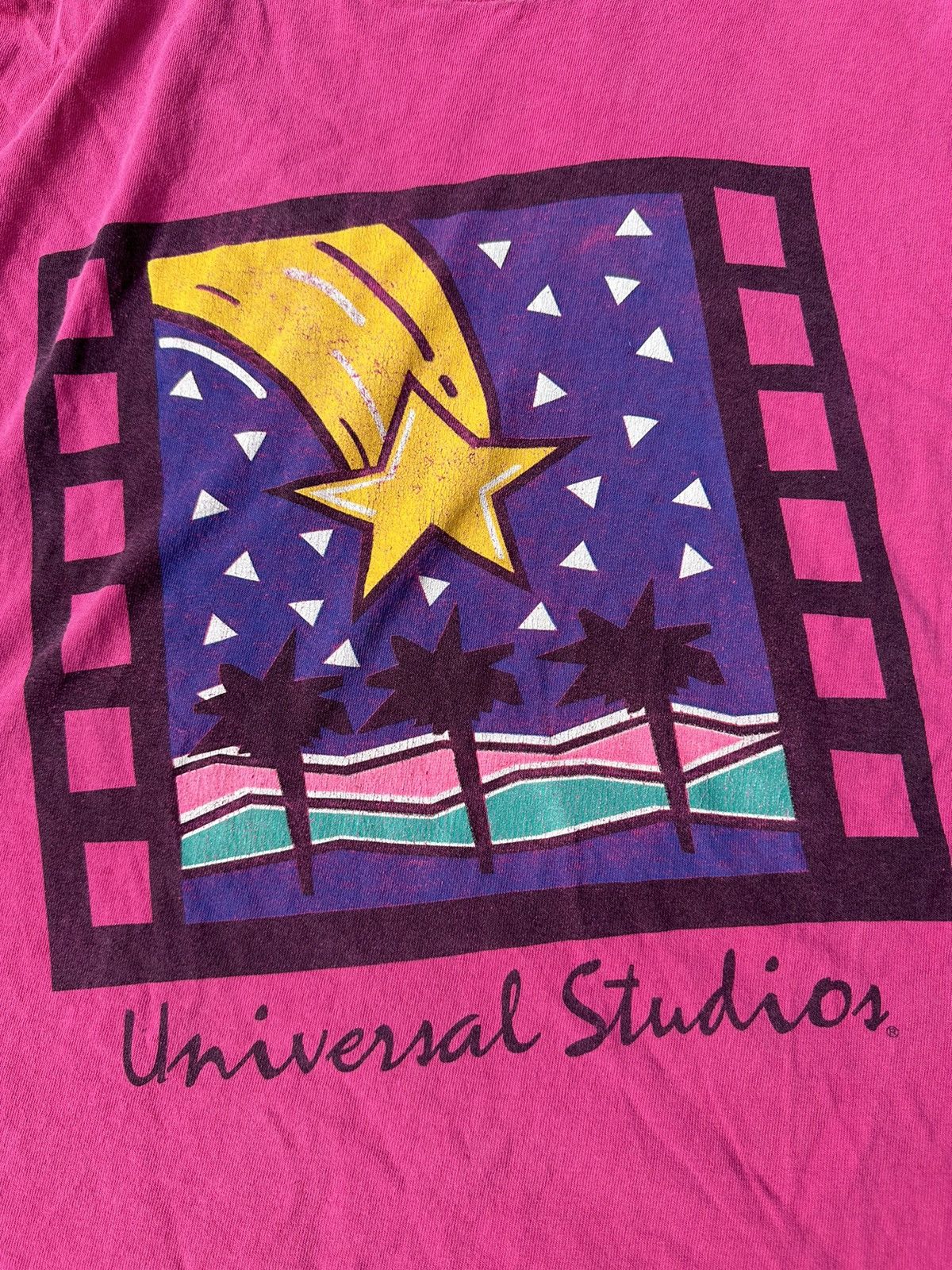 Universal Studios × Vintage Crazy vintage 90s universal studios Orlando FL USA Size US L / EU 52-54 / 3 - 2 Thumbnail