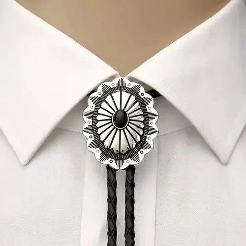 Japanese Brand Vintage Western Cowboy American Bolo tie Size ONE SIZE - 1 Thumbnail