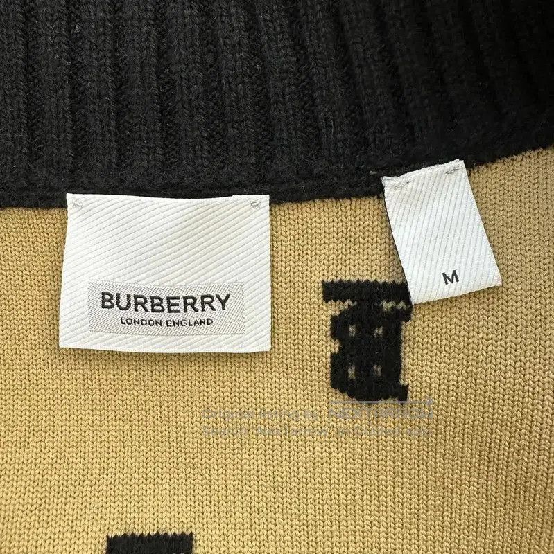 Burberry Burberry Black Knit Cardigan with Logo Pattern. Size S / US 4 / IT 40 - 7 Thumbnail