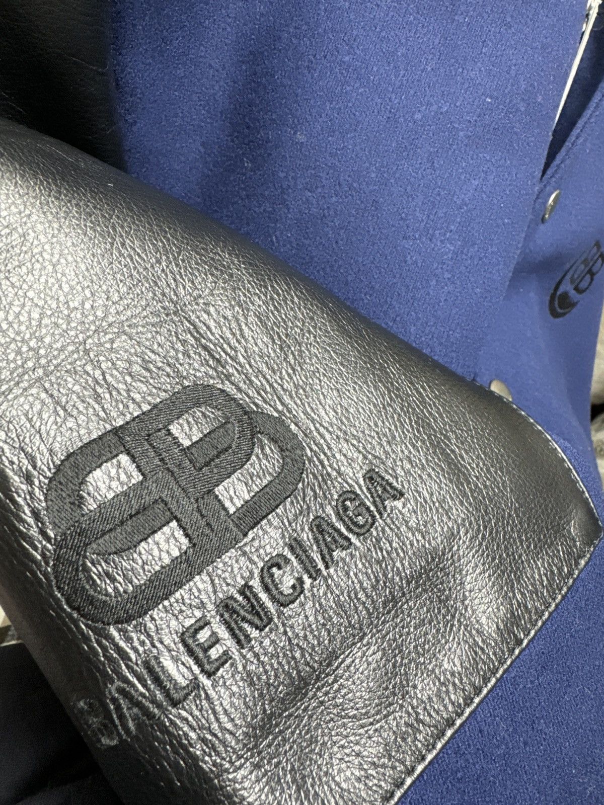 Balenciaga Balenciaga Navy Wool & Leather Varsity College Jacket Size US XL / EU 56 / 4 - 4 Thumbnail