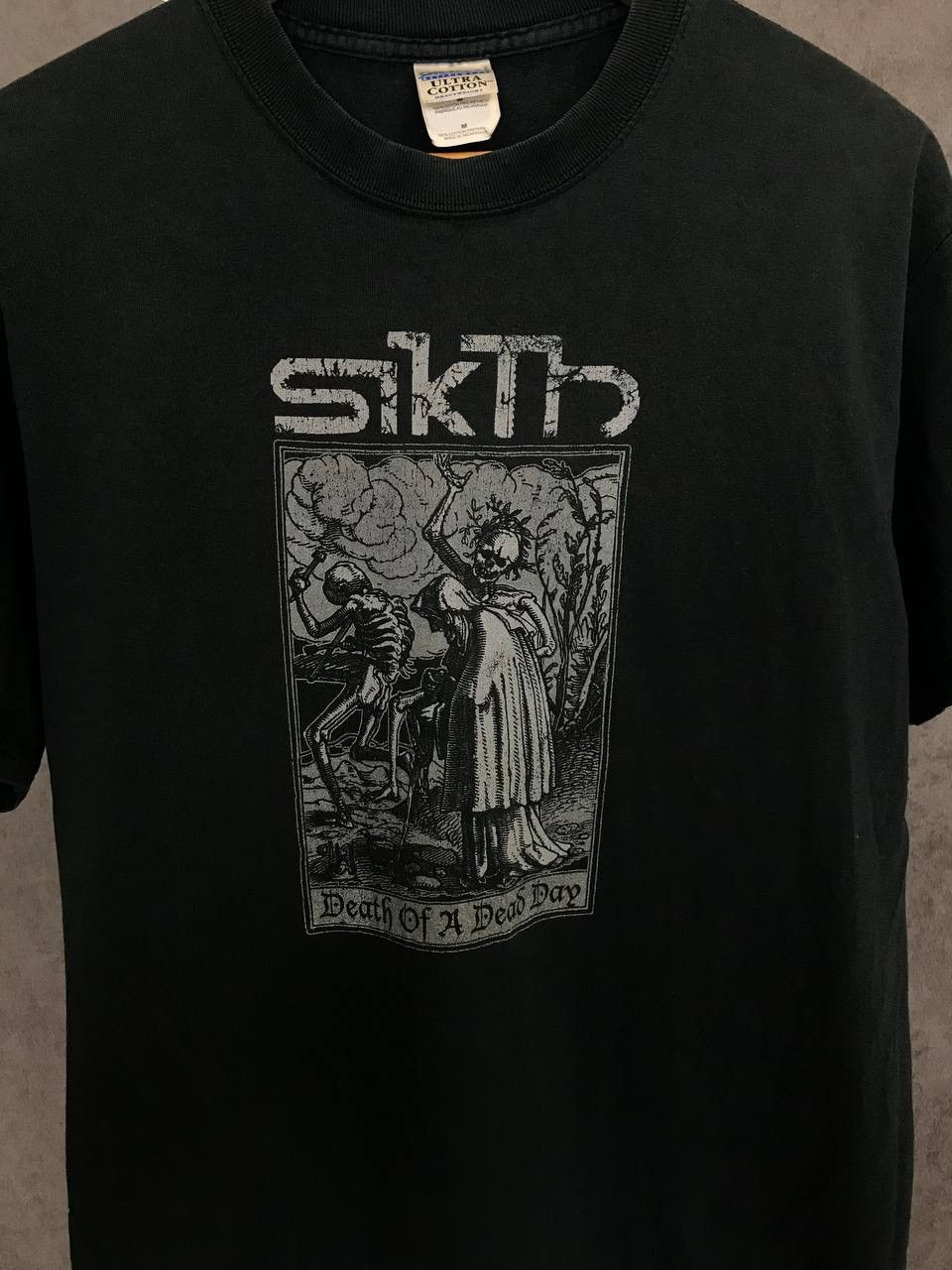 Band Tees × Vintage Sikth Death of Dead Day vintage skull rock band tee Size US M / EU 48-50 / 2 - 3 Thumbnail
