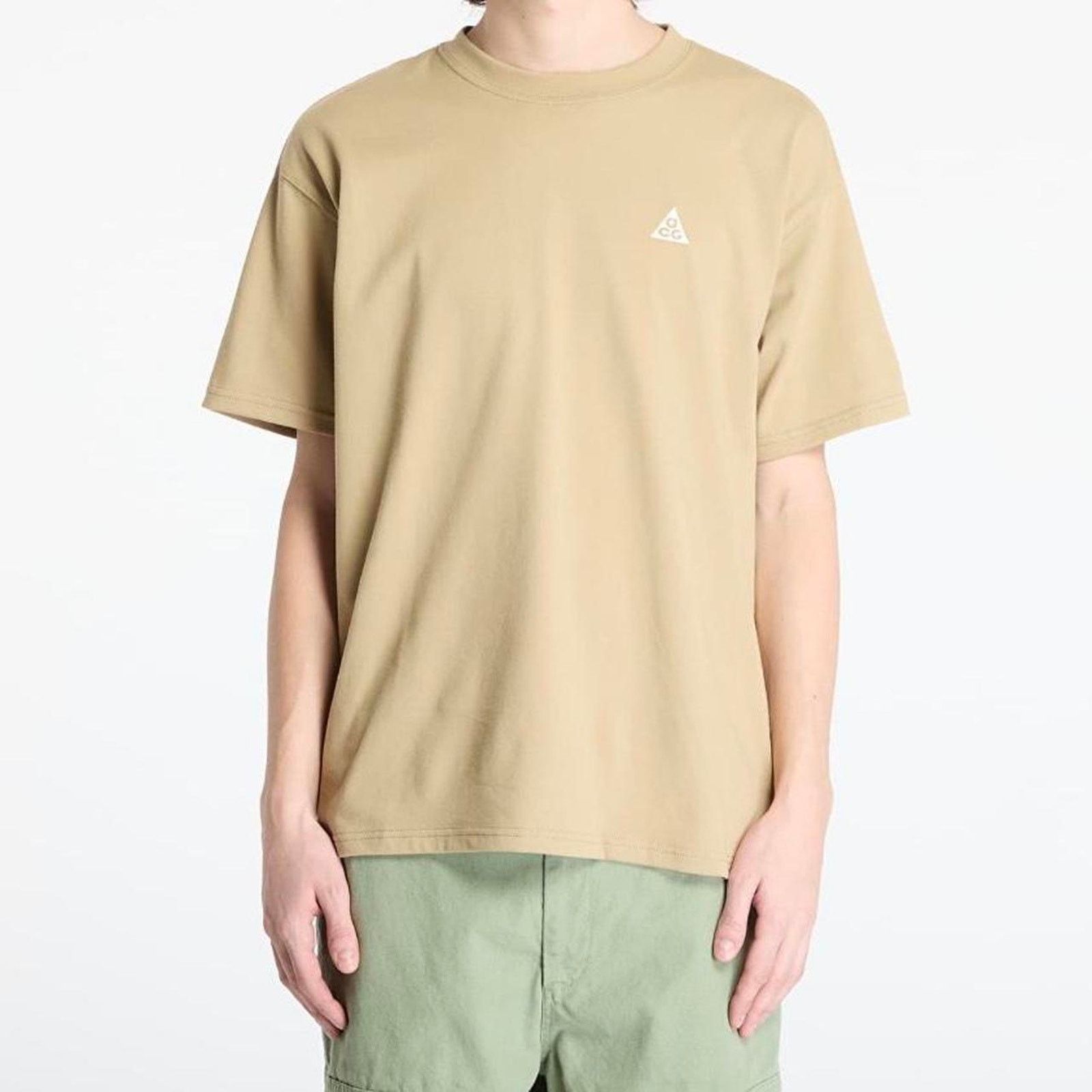 Nike ACG Nike acg tan loose fit Size US S / EU 44-46 / 1 - 1 Thumbnail