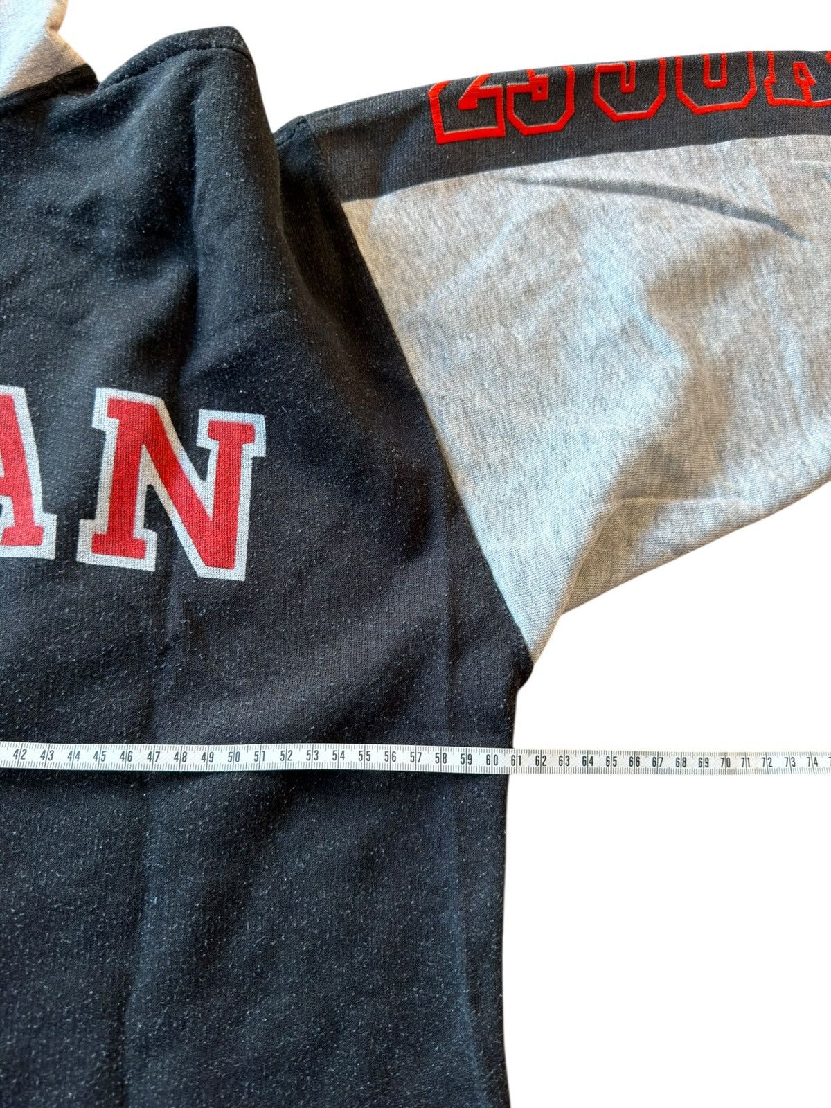 Vintage *RARE* VINTAGE 90s MICHAEL JORDAN NBA BASKETBALL HOODIE Size US XL / EU 56 / 4 - 8 Thumbnail