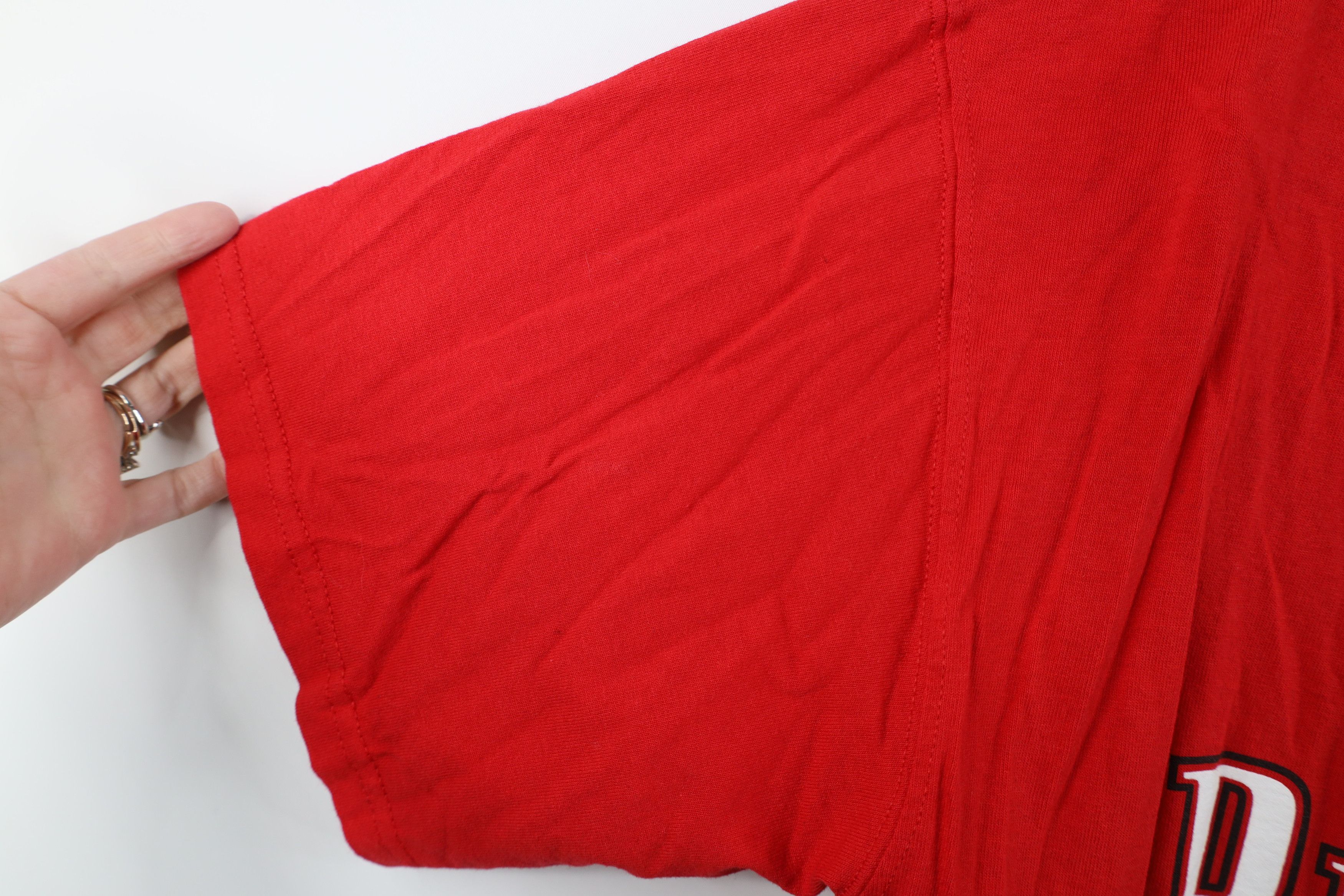Vintage Vintage Y2K 2004 Red Wings Hockey Short Sleeve T-Shirt Size US L / EU 52-54 / 3 - 8 Thumbnail
