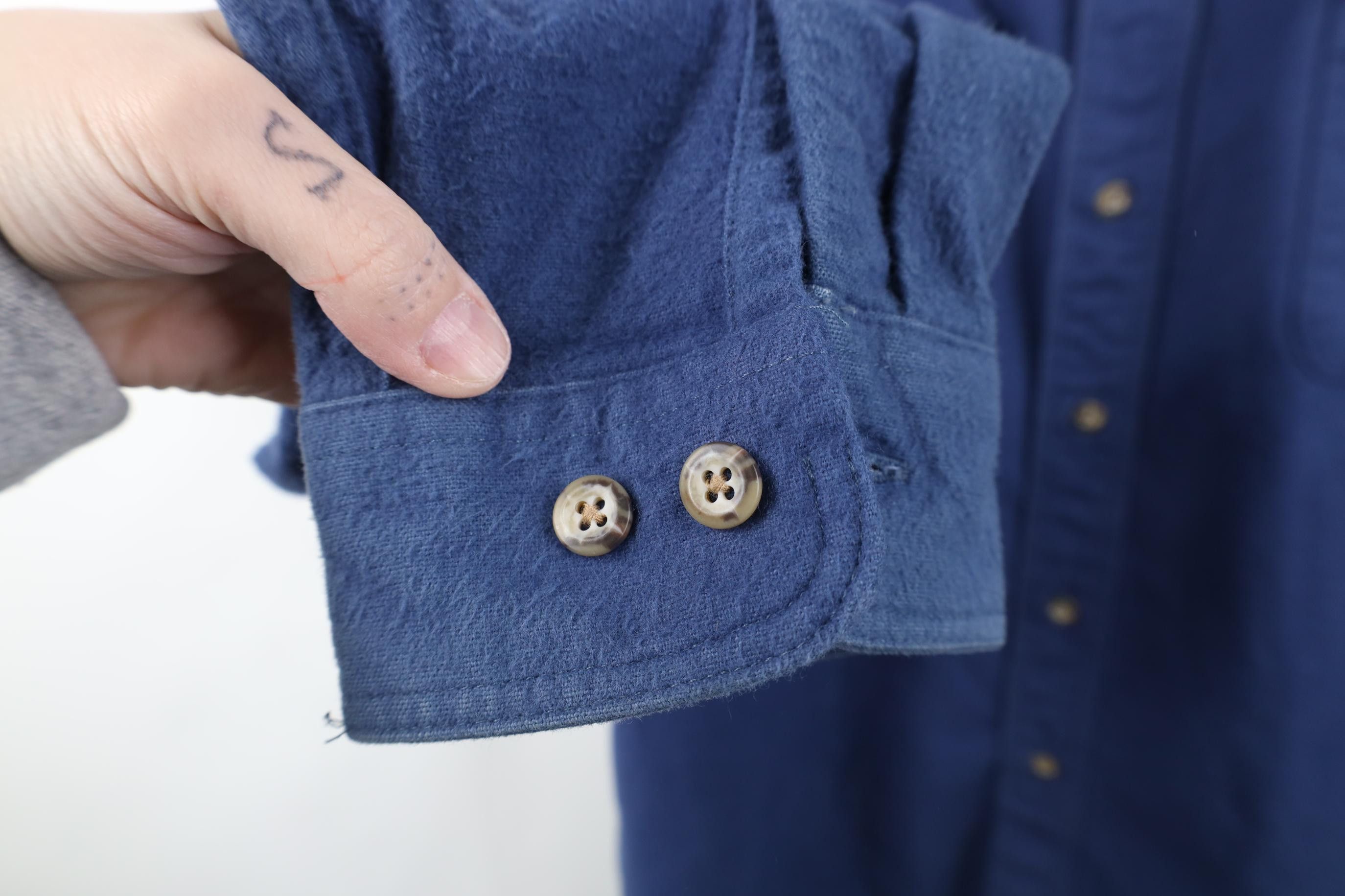 Eddie Bauer Vintage 90s Eddie Bauer Chamois Cloth Button Shirt Blue Size US XL / EU 56 / 4 - 5 Thumbnail