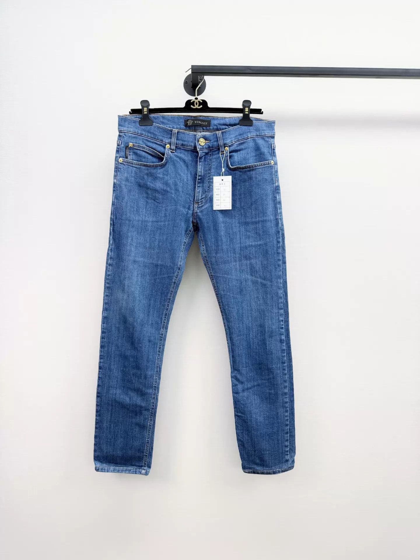 Versace Versace Men's Jeans Size 32 Worn 2x Like New Size US 32 / EU 48 - 1 Thumbnail
