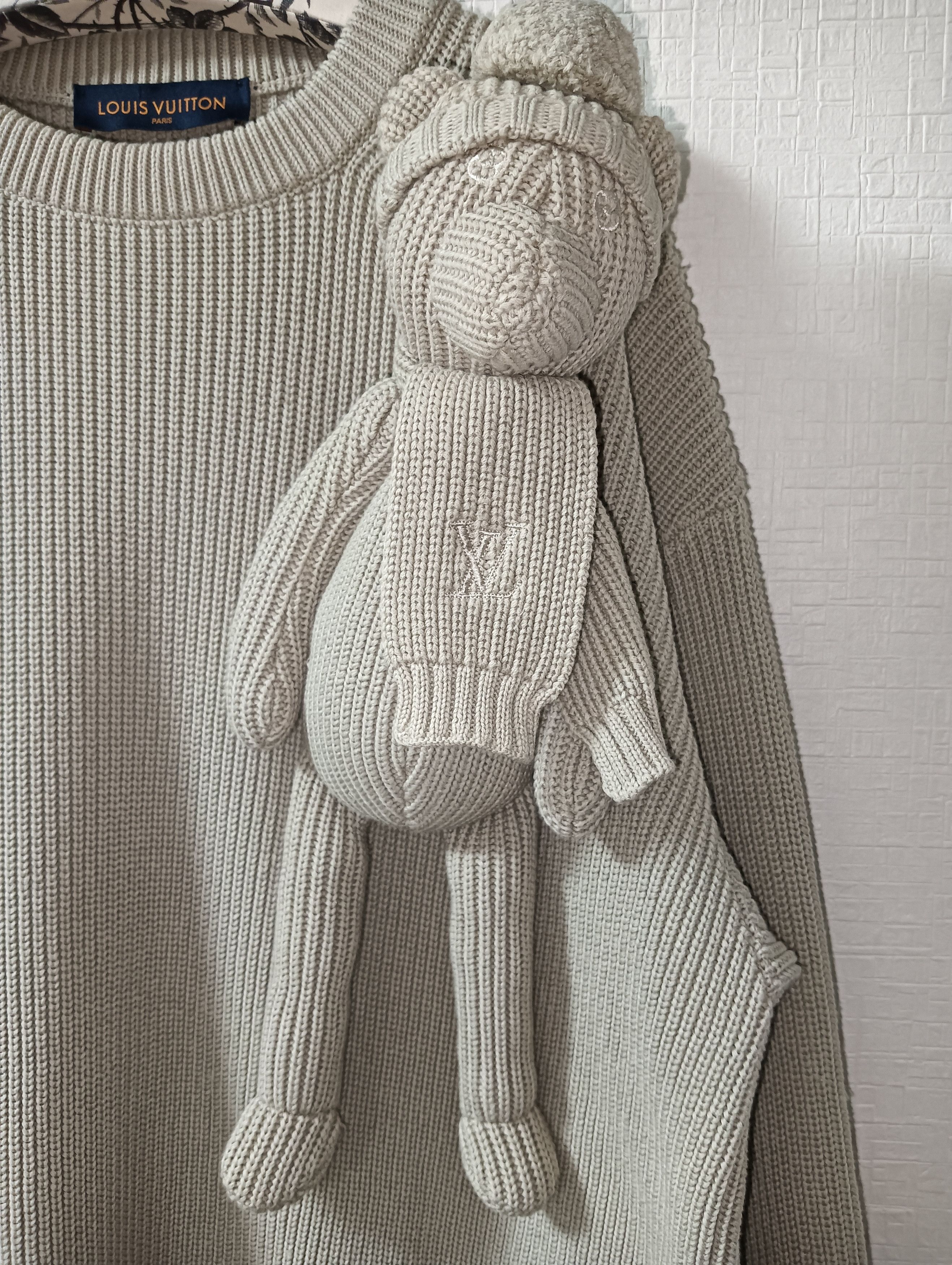 Louis Vuitton Teddy Bear Knit Sweater Size US XXL / EU 58 / 5 - 3 Thumbnail
