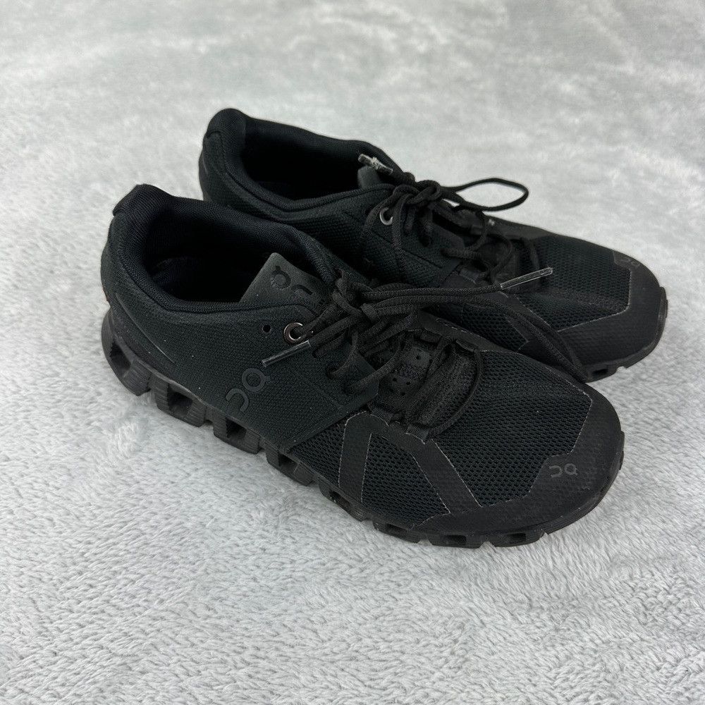 On On Cloud Shoes Black Sneakers Women’s Size 6 US Size US 6 / IT 36 - 1 Thumbnail