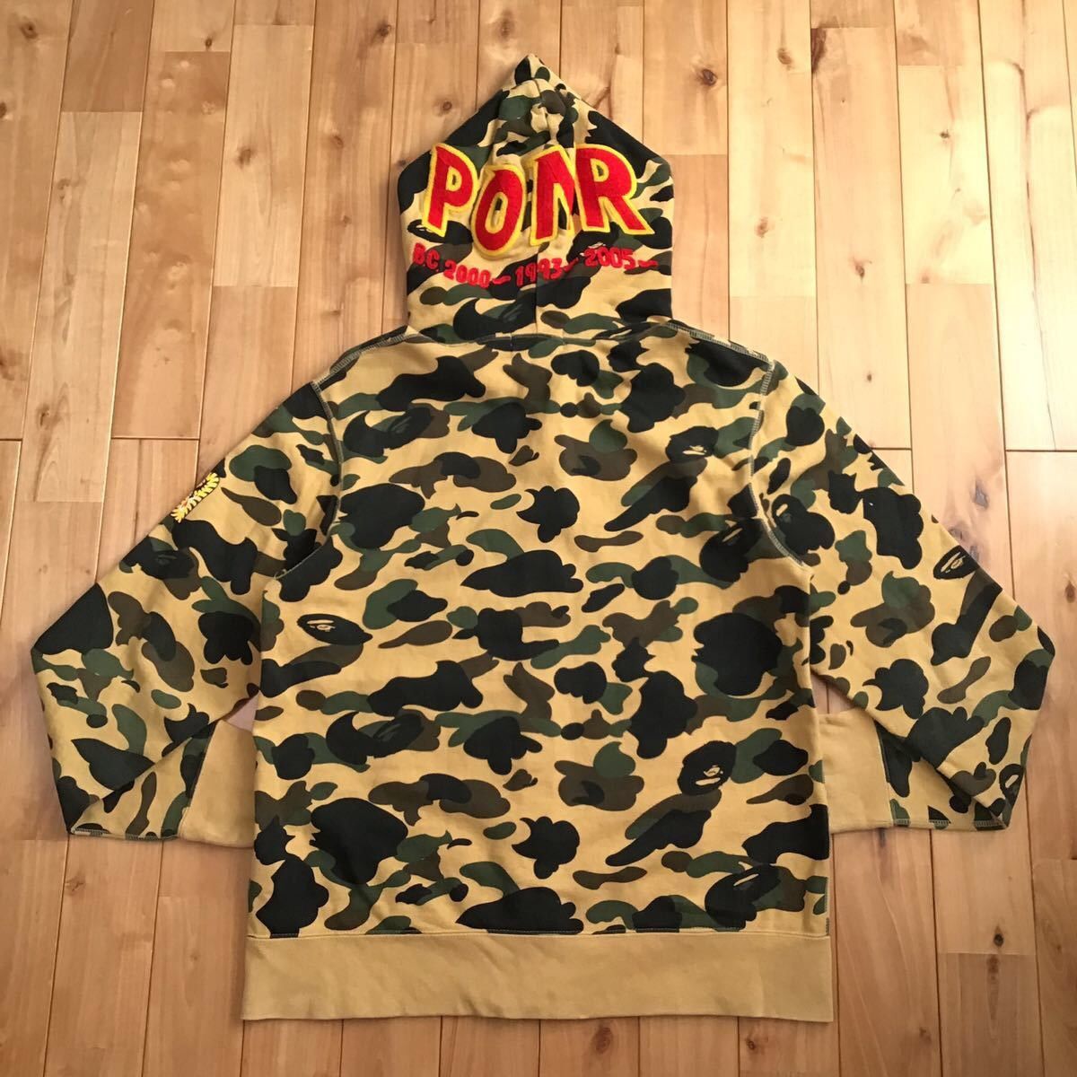 Bape BAPE 1st camo yellow shark full zip hoodie a bathing ape Size US L / EU 52-54 / 3 - 2 Thumbnail