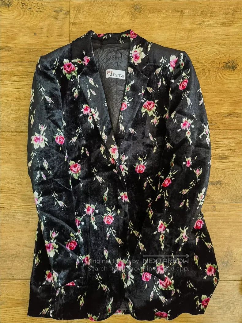 Valentino Valentino Velvet blazer Size S / US 4 / IT 40 - 1 Thumbnail