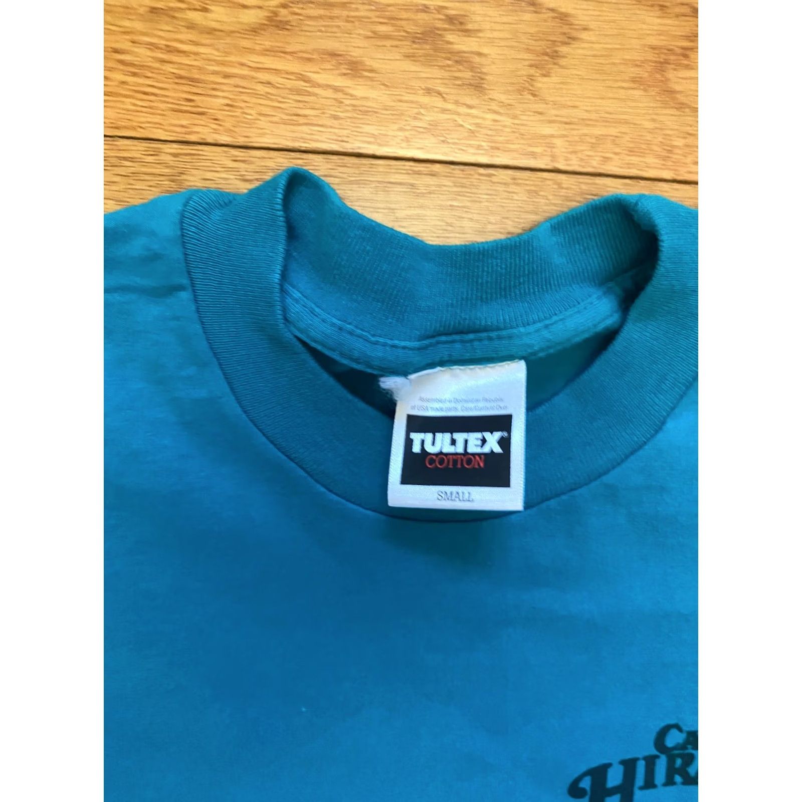 Tultex VINTAGE Captain Hirams Sebast ian Florida Mens Crop T-Shirt Sz S Teal White Tultex Crew Neck Short Sleeve Logo Pattern Solid 80s 90s Bar & Grill Mens Size US S / EU 44-46 / 1 - 3 Thumbnail