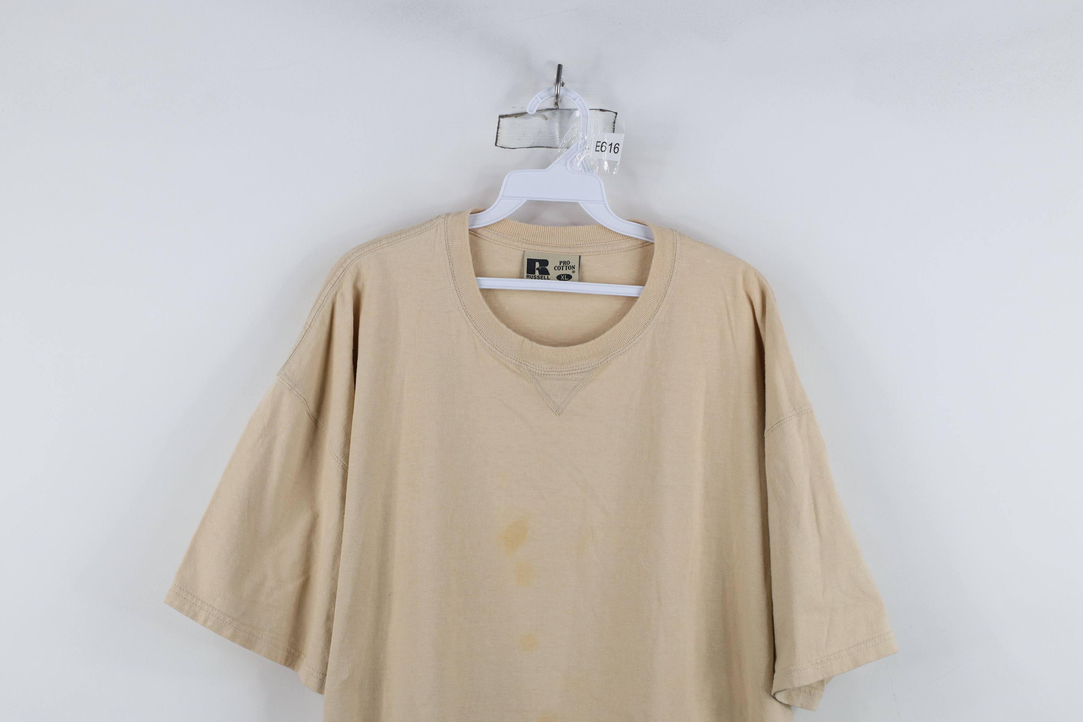Russell Athletic Vintage 90s Russell Athletic Cotton T-Shirt Beige Khaki Size US XL / EU 56 / 4 - 2 Thumbnail