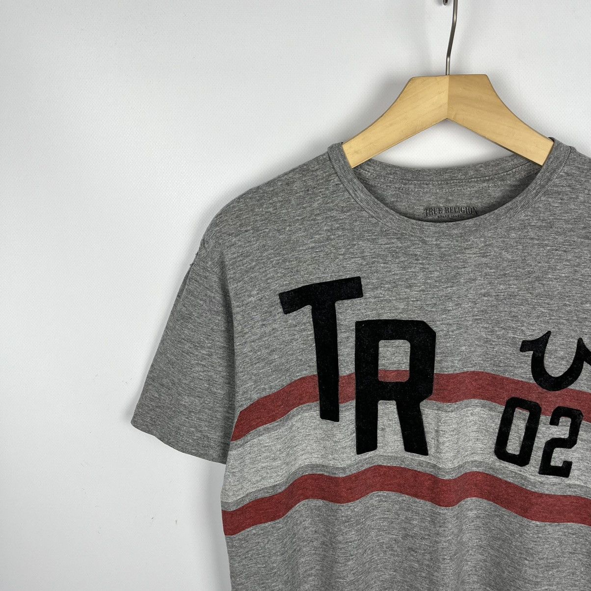 True Religion True Religion big logo y2k tee 00’s Size US M / EU 48-50 / 2 - 5 Thumbnail