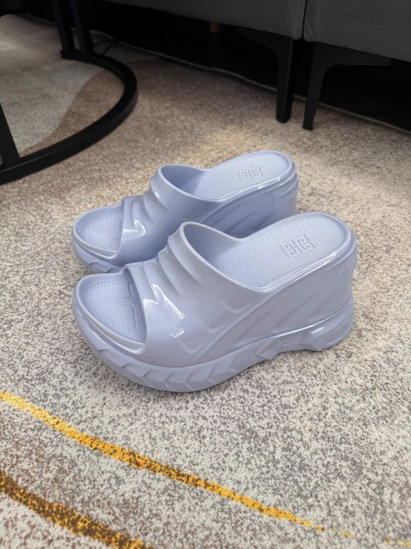 Givenchy Givenchy Marshmallow Wedge Slides K6 Size US 7 / IT 37 - 1 Thumbnail