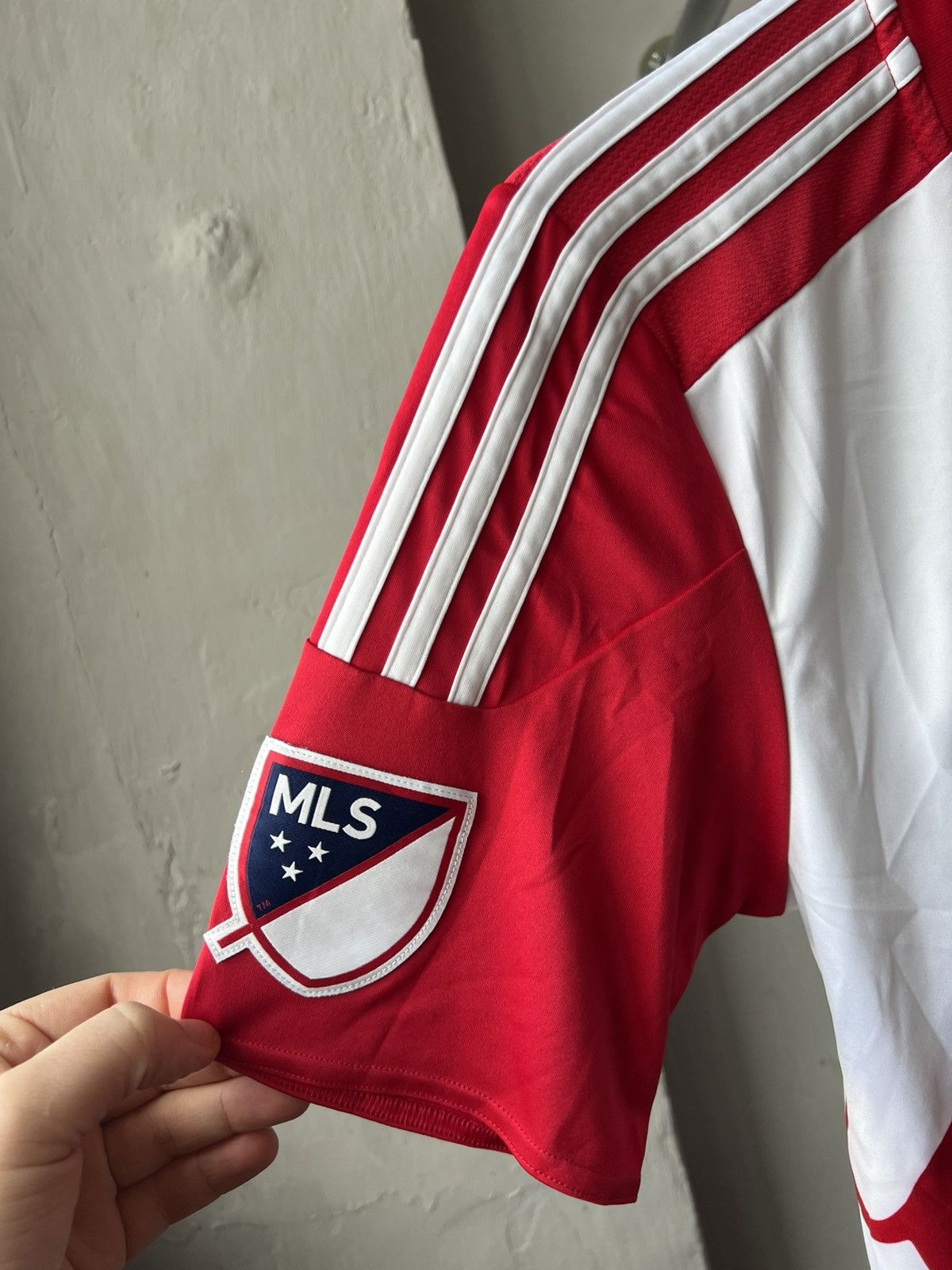 Adidas 2016/17 Red Bull New York Home soccer football jersey shirt Size US S / EU 44-46 / 1 - 3 Thumbnail