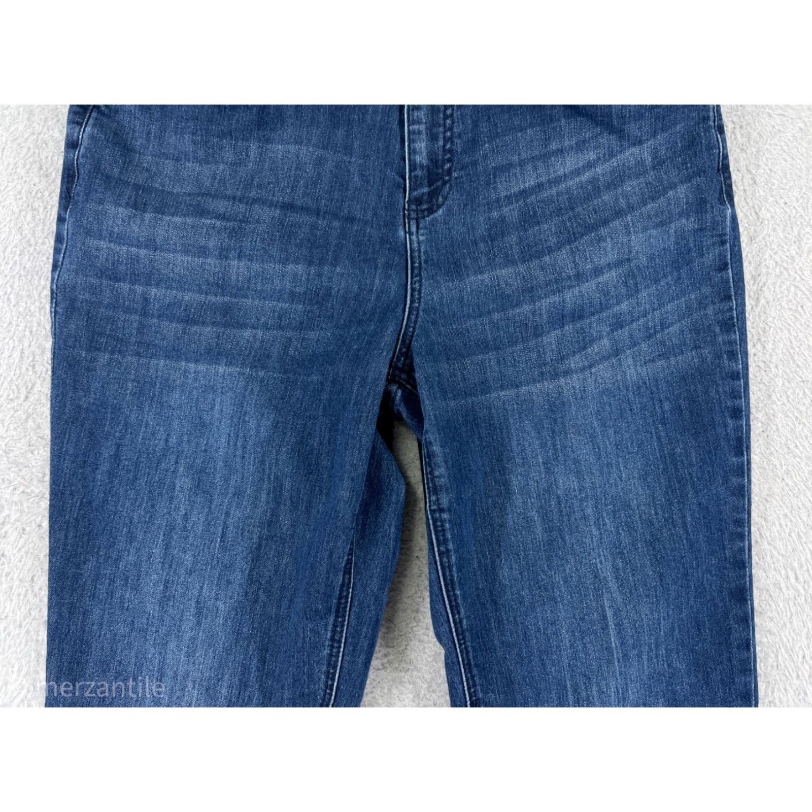 Vintage Christopher & Banks Jeans Women 6 Blue Capri Denim Cotton Bling 5-Pocket Rise Mid Inseam 19 Regular Stretch Size 28" / US 6 / IT 42 - 6 Thumbnail