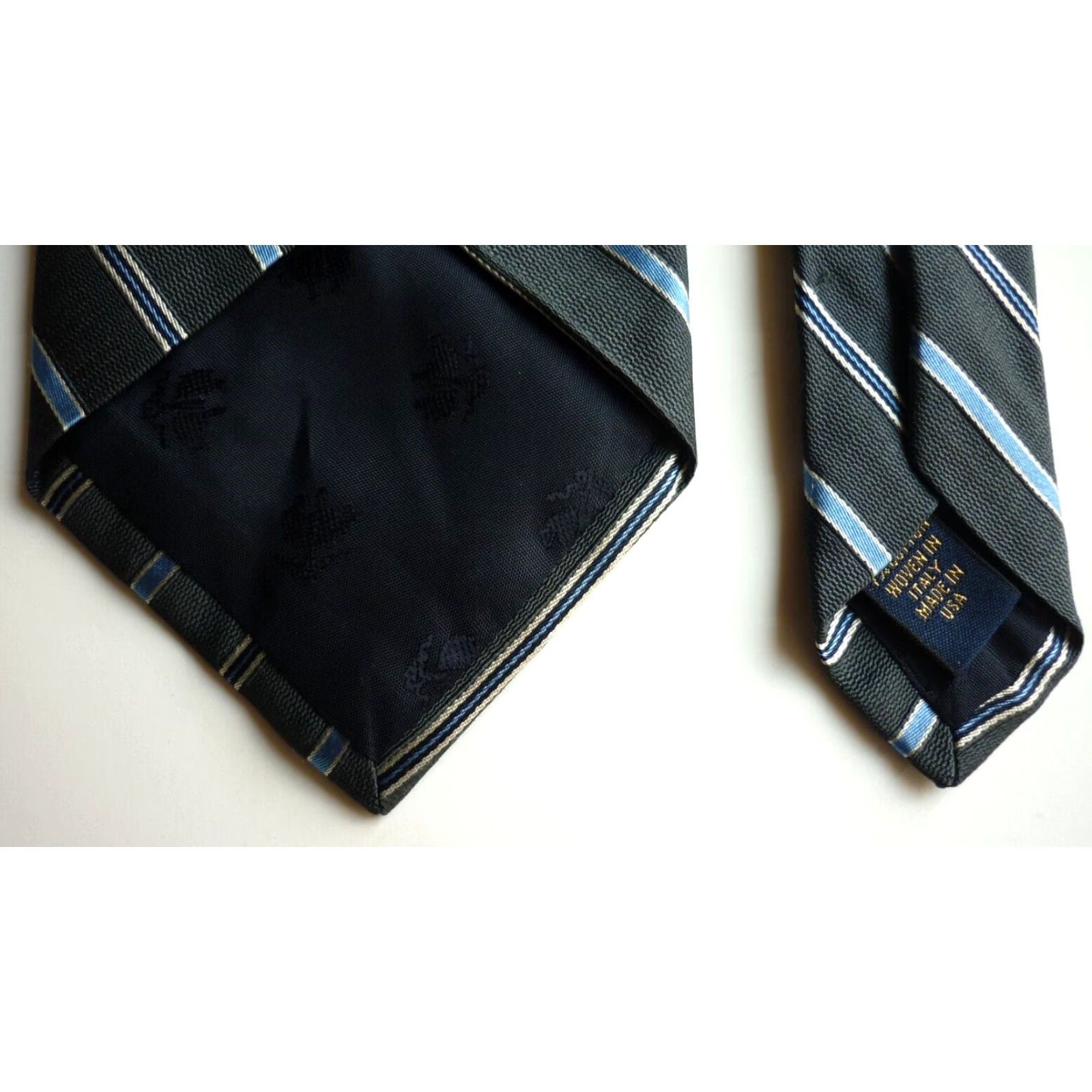 Brooks Brothers VINTAGE Brooks Brothers Makers Tie Woven in Italy Made in USA Men’s Stripes Gray and Blue 59.5" 3.5" Length Width Silk Cotton Designer Pre-owned Mens Size ONE SIZE - 7 Thumbnail