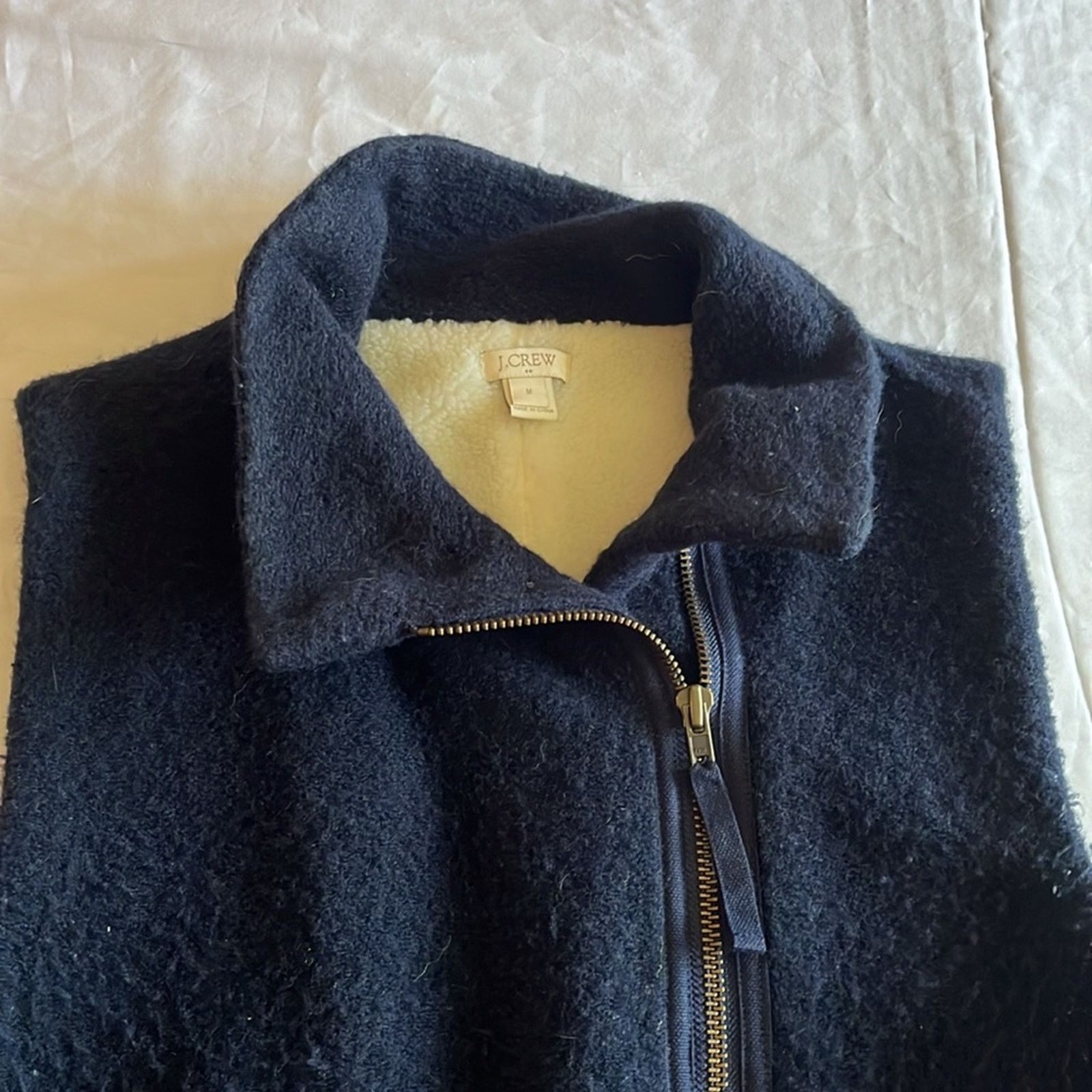 J.Crew × Vintage J. Crew Vest Navy Cream Sherpa Faux Fur Asymmetrical Zip M Size M / US 6-8 / IT 42-44 - 12 Thumbnail
