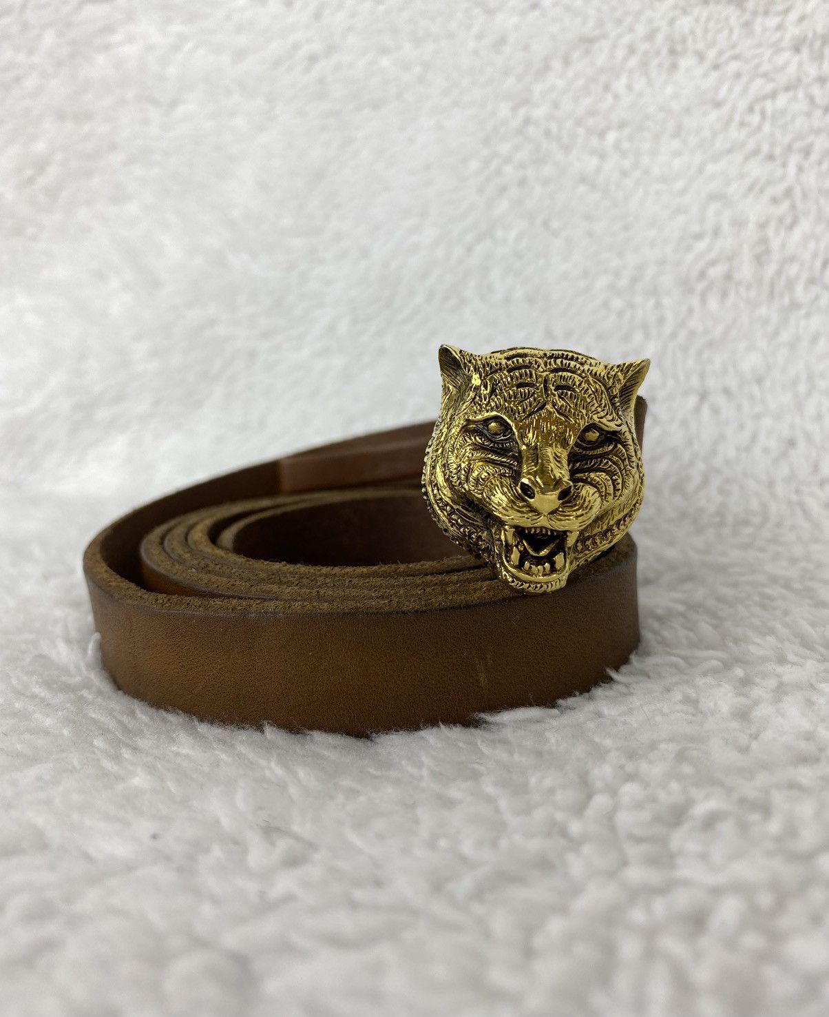 Gucci Authentic GUCCI Tiger Head / Feline Thin Brown Leather Belt Size 32 - 1 Thumbnail