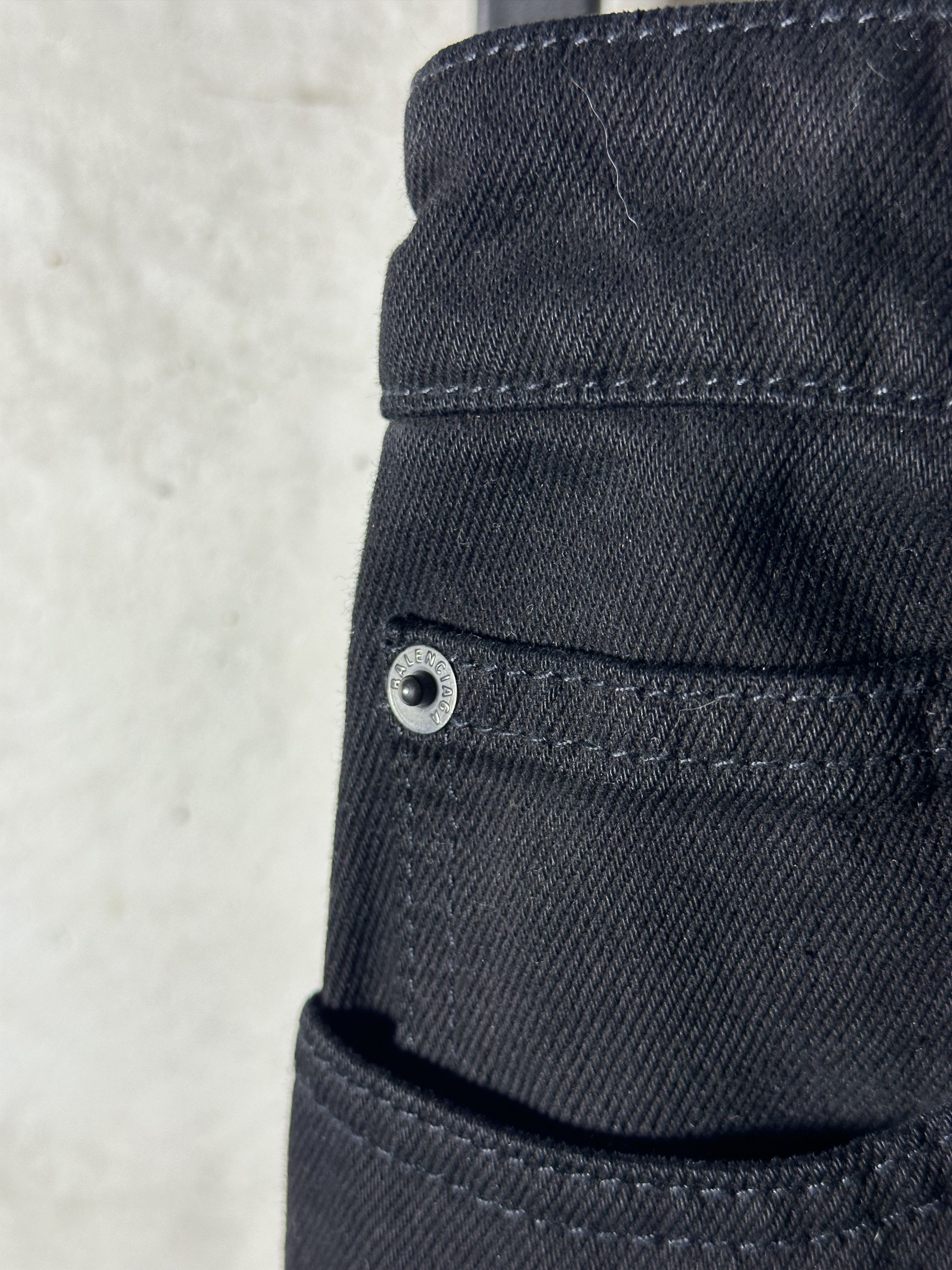 Balenciaga Balenciaga Straight-Leg Extra Long Black Jeans Size US 32 / EU 48 - 11 Thumbnail