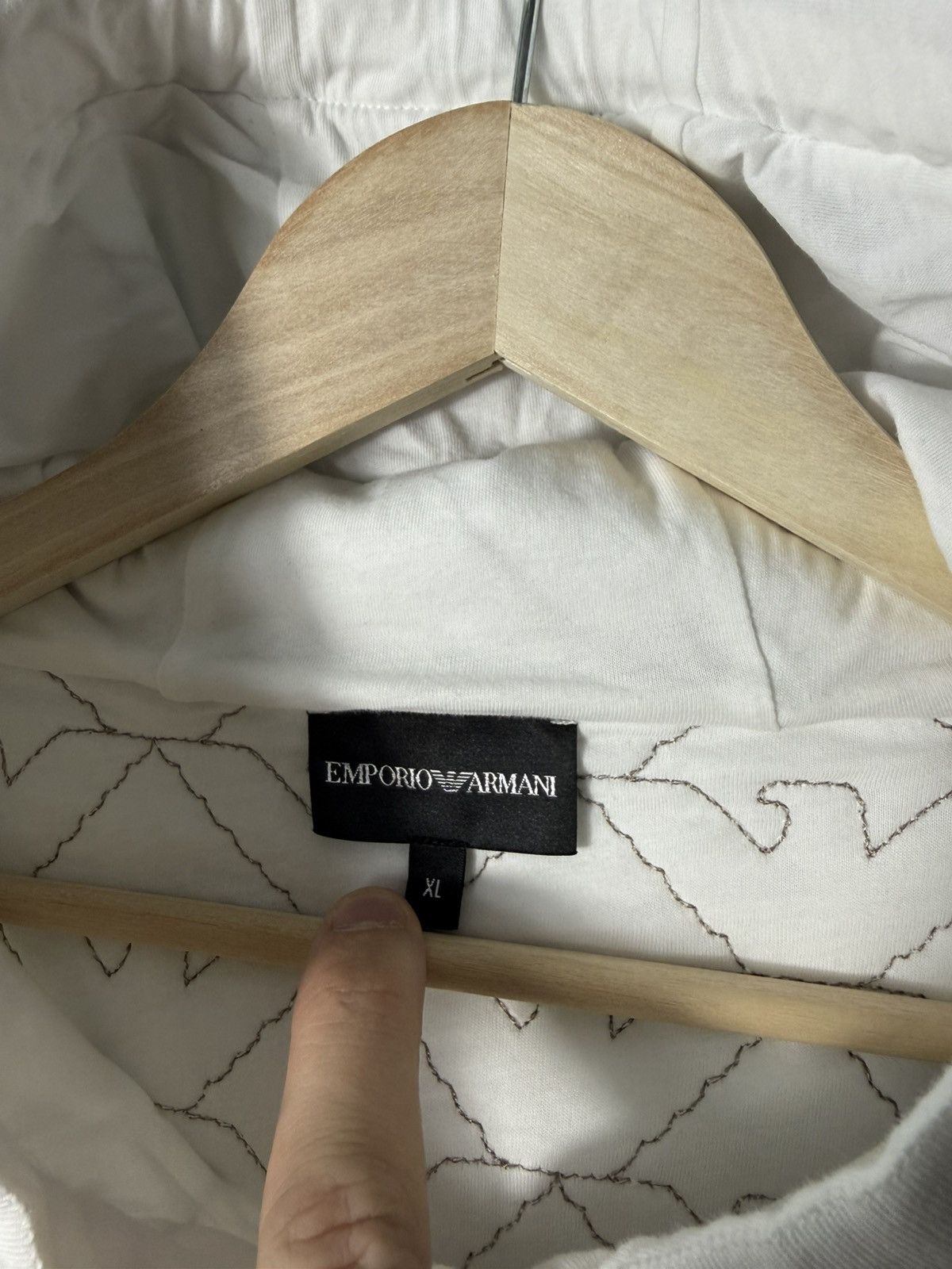 Emporio Armani Emporio Armani Women Quilted Monogram Hoodie White Oversized Size XL / US 12-14 / IT 48-50 - 15 Thumbnail