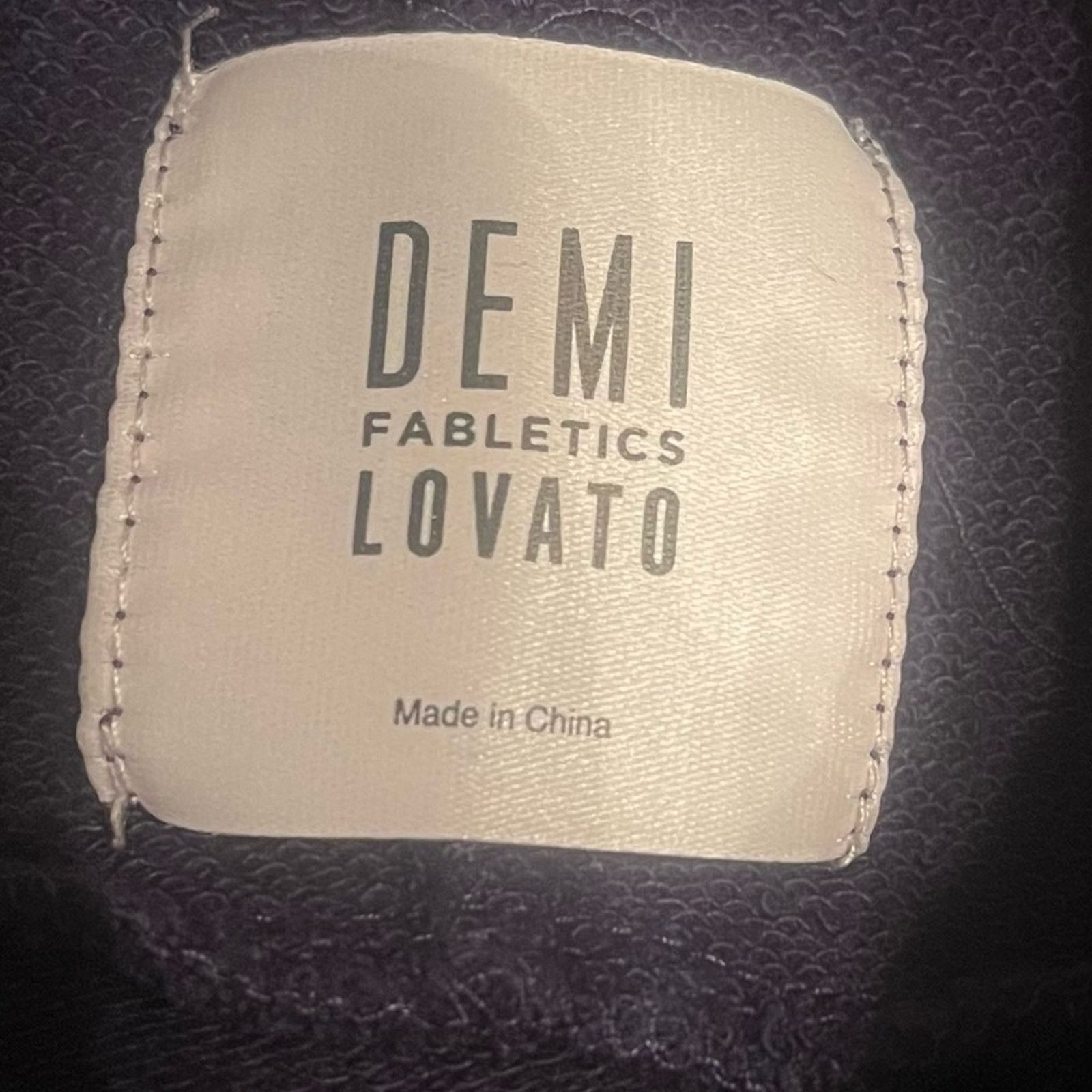 Fabletics Demi Lovato + Fabletics cropped Blue pullover sweatshirt Size M / US 6-8 / IT 42-44 - 4 Thumbnail