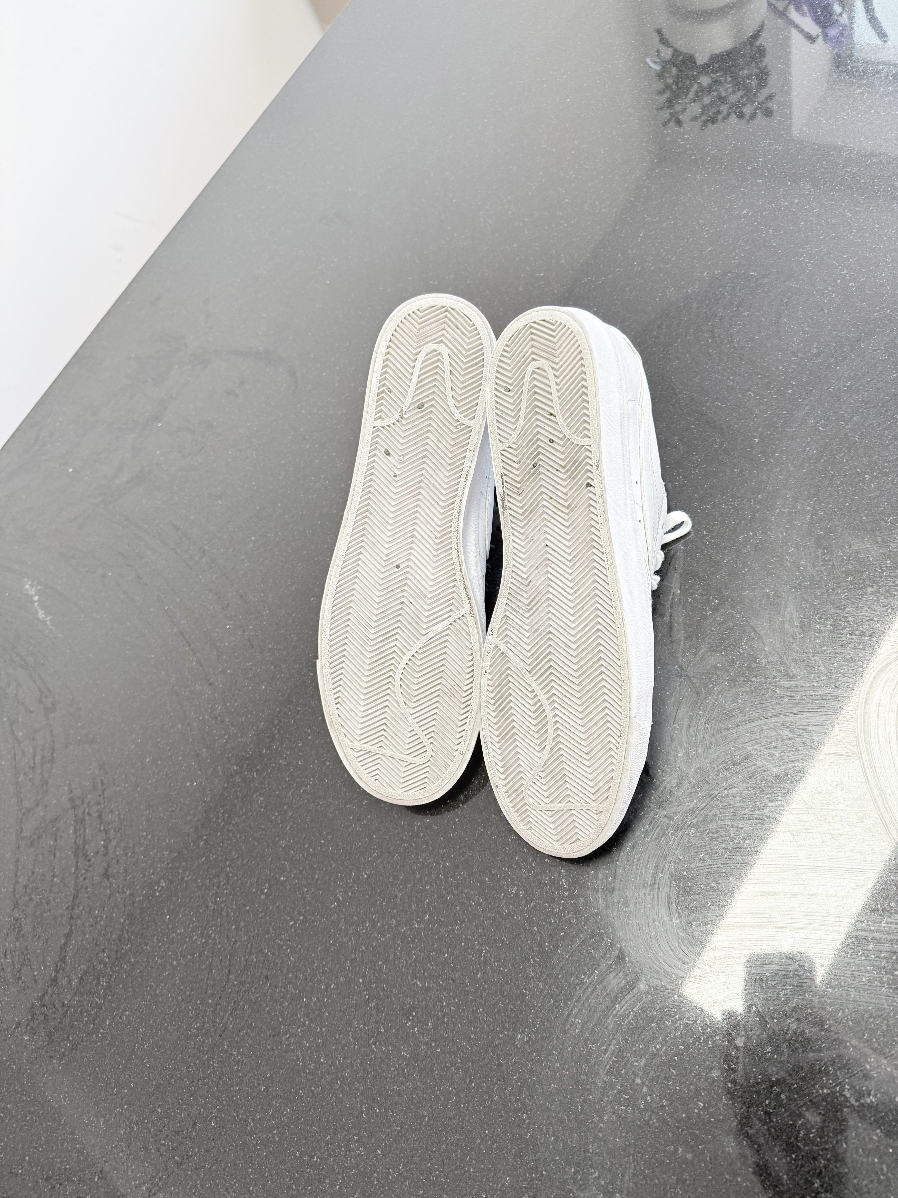 Nike Blazer Low LE 'Triple White' Size US 11.5 / EU 44-45 - 13 Thumbnail