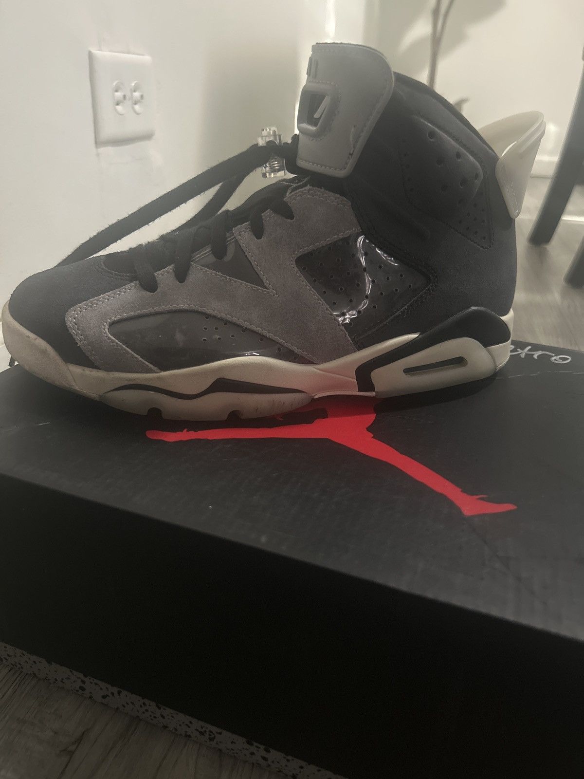 Jordan Brand Jordan Retro 6 Smoke Grey Size US 9.5 / IT 39.5 - 7 Thumbnail