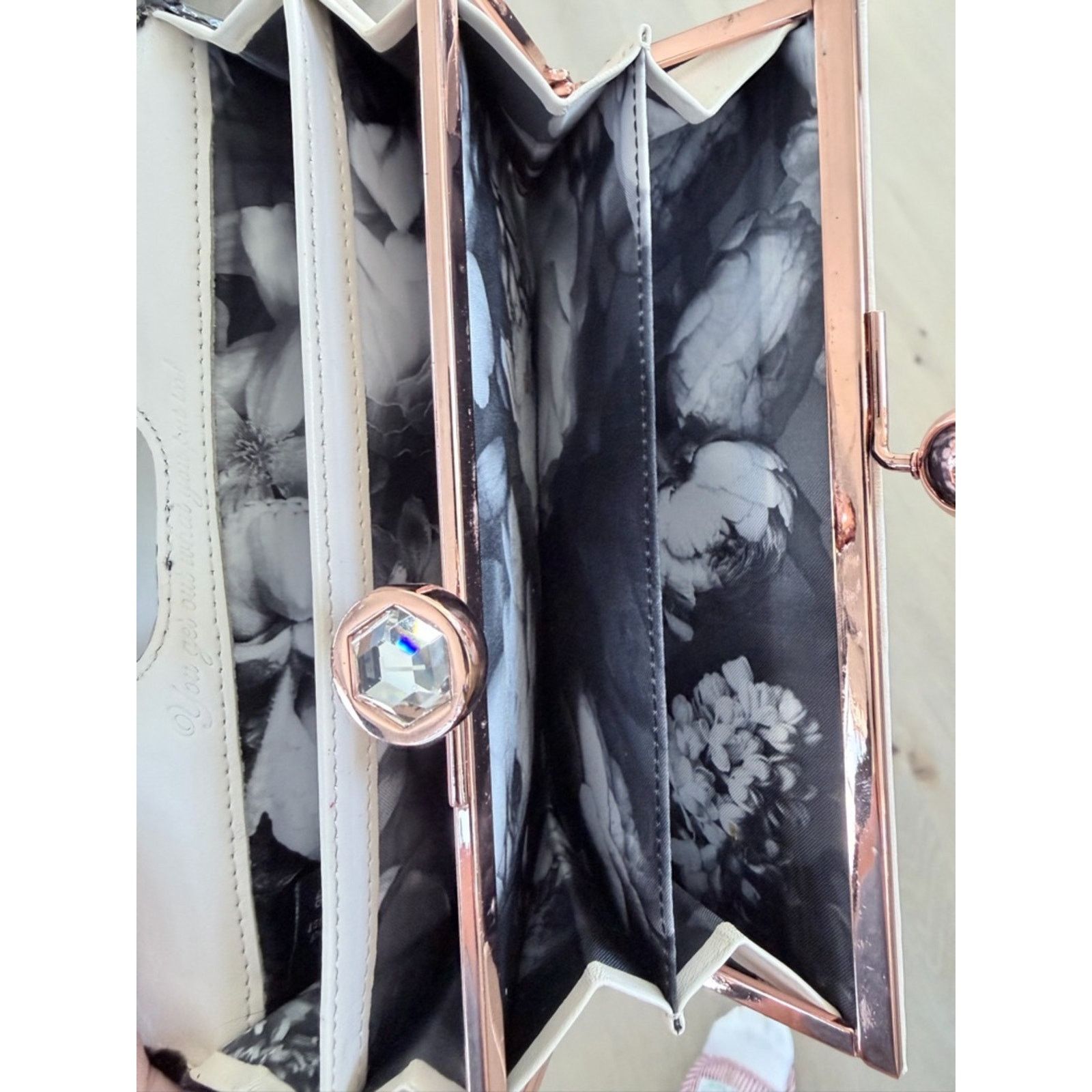 Ted Baker Ted Baker Black Patent Clutch wallet with Rose Gold Accent Size ONE SIZE - 6 Thumbnail