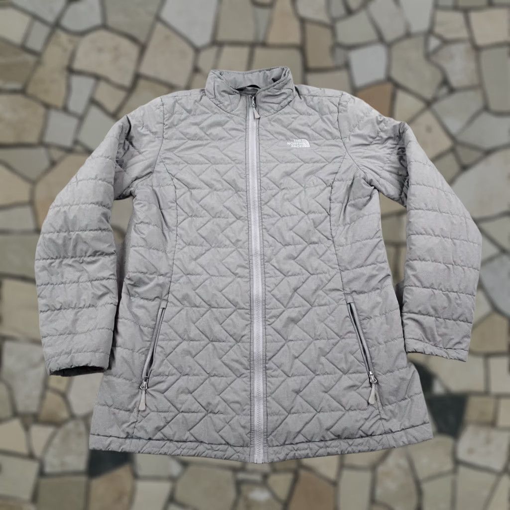 The North Face North Face Womens Large Gray Tamburello Puffer Jacket Insulated Quilted Coat Size L / US 10 / IT 46 - 1 Thumbnail