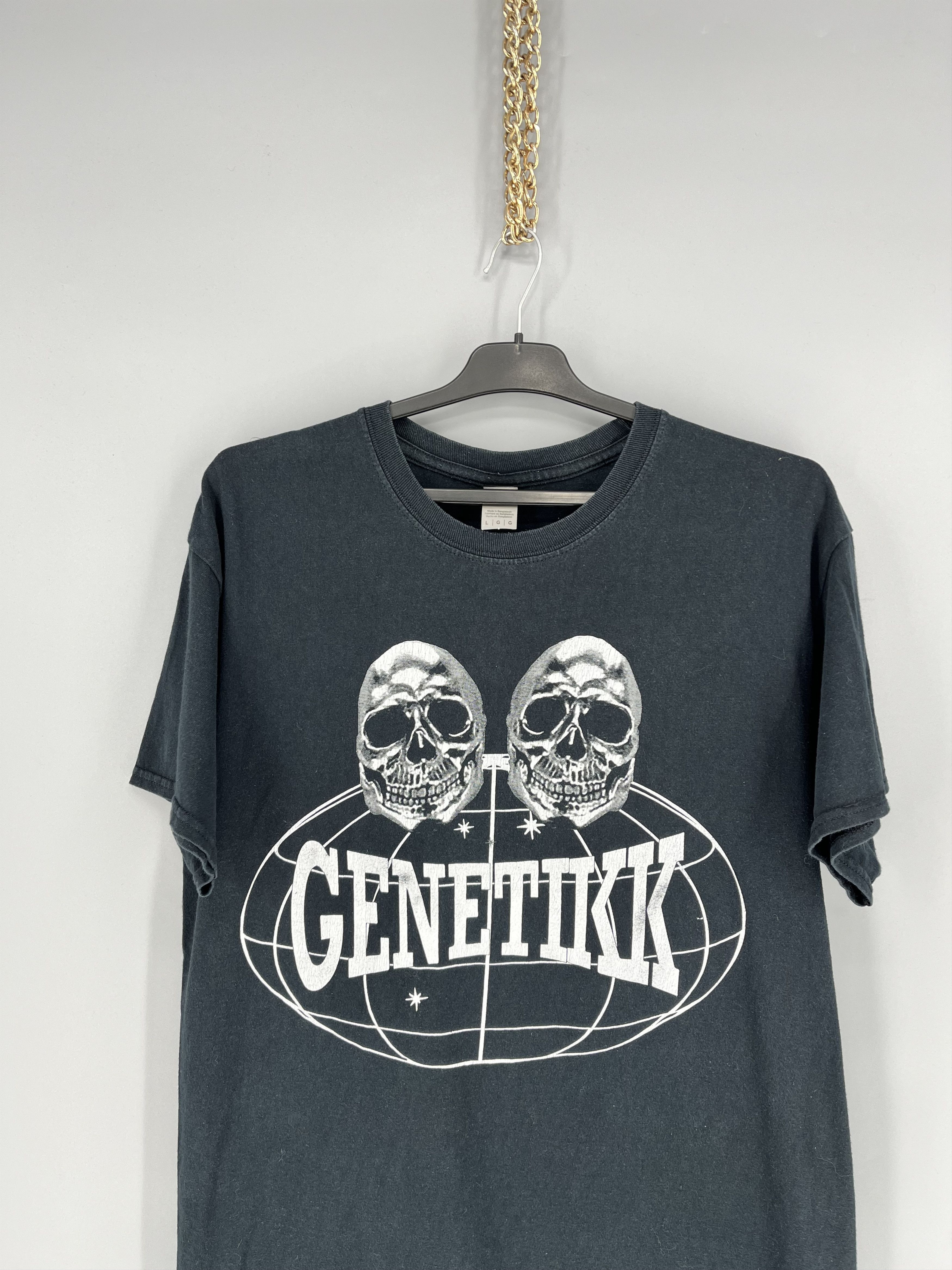 Band Tees Vintage Y2k Genetikk Hip Hop Band Germany Rare Tee OG Size US L / EU 52-54 / 3 - 6 Thumbnail