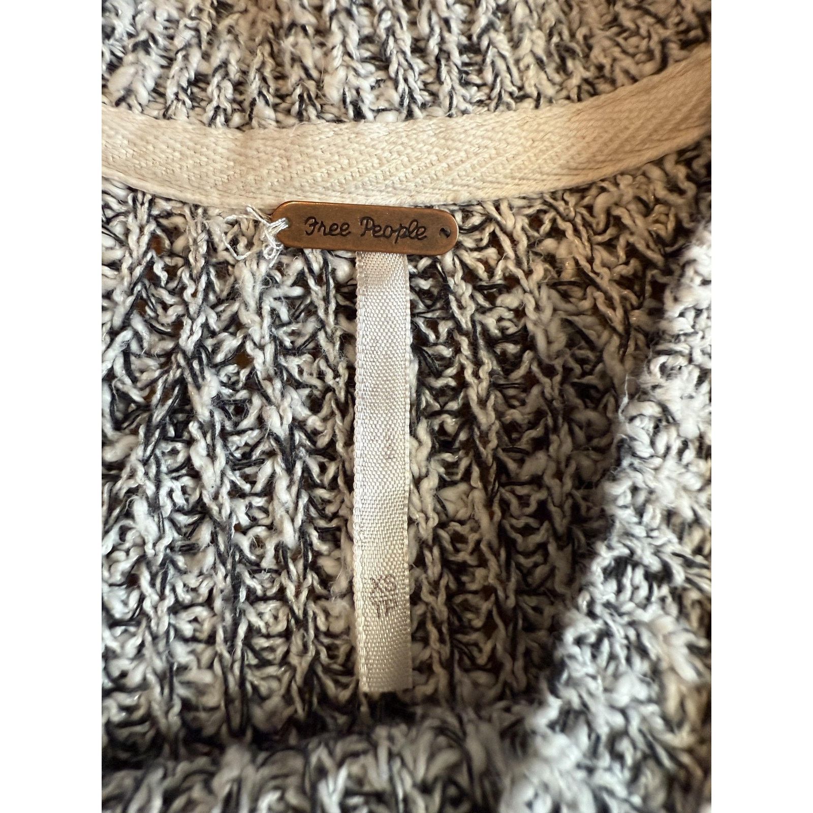 Free People Free People Sweater XS Black White Marled Ribbed Crewneck Size XS / US 0-2 / IT 36-38 - 3 Thumbnail