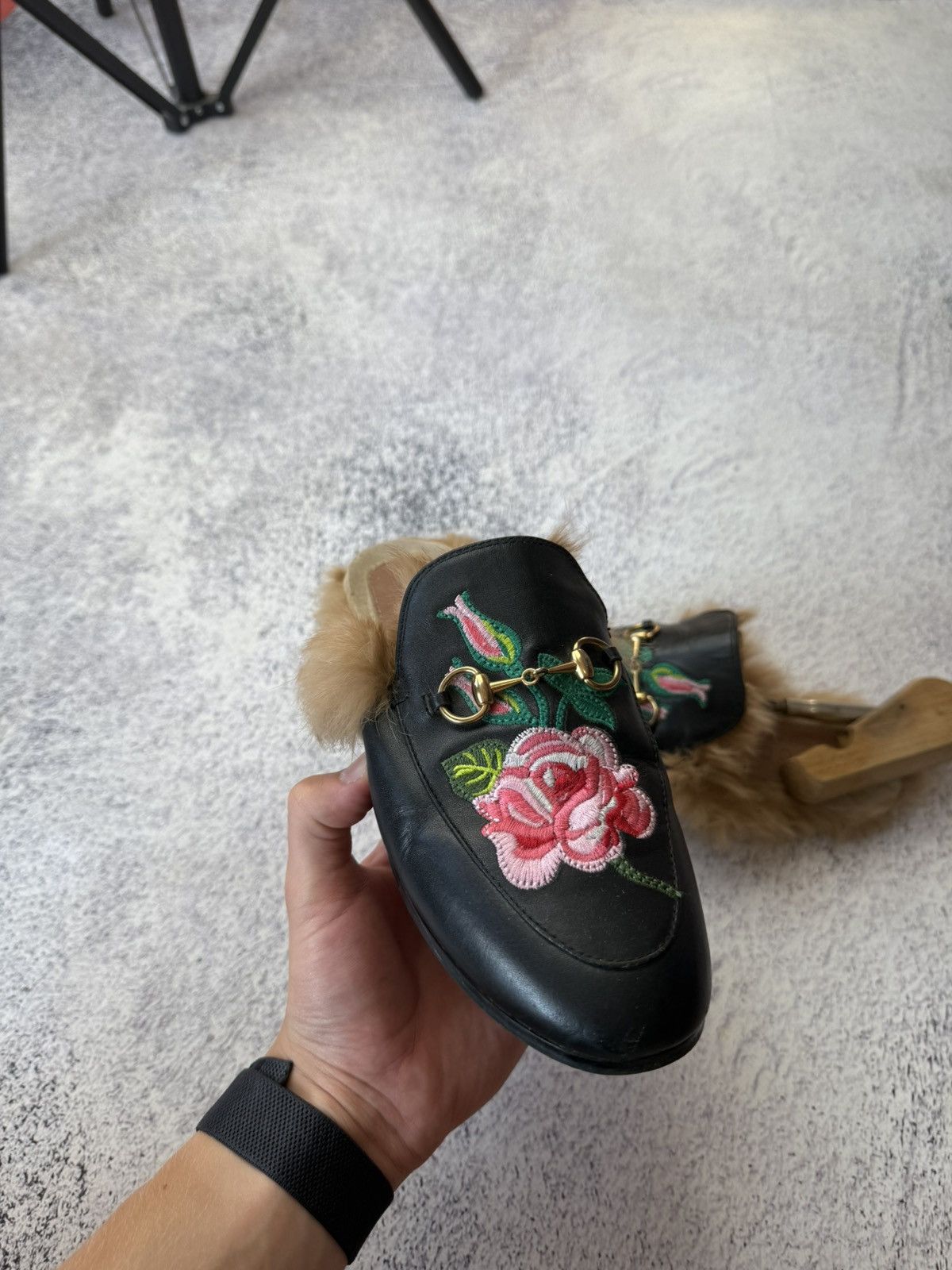 Gucci Gucci Princetown Fur Slippers with Rose Embroidery Size US 5.5 / EU 38 - 23 Thumbnail