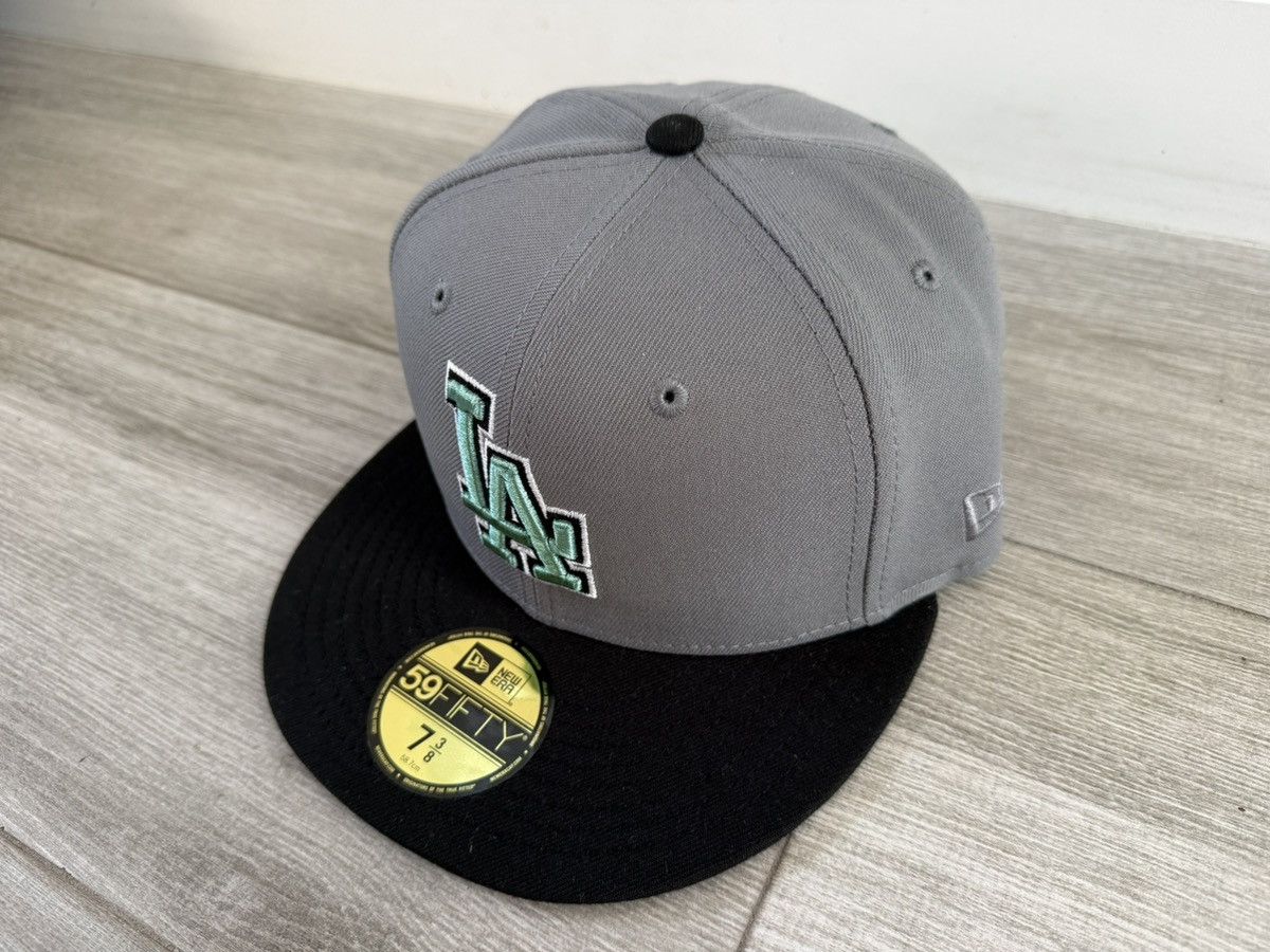 New Era Los Angeles Dodgers Hat Club New Era Marine Metallics 7 3/8 Size ONE SIZE - 5 Thumbnail