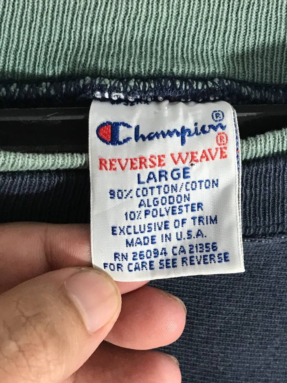 Champion Vintage champion reverse weave Size US L / EU 52-54 / 3 - 5 Thumbnail