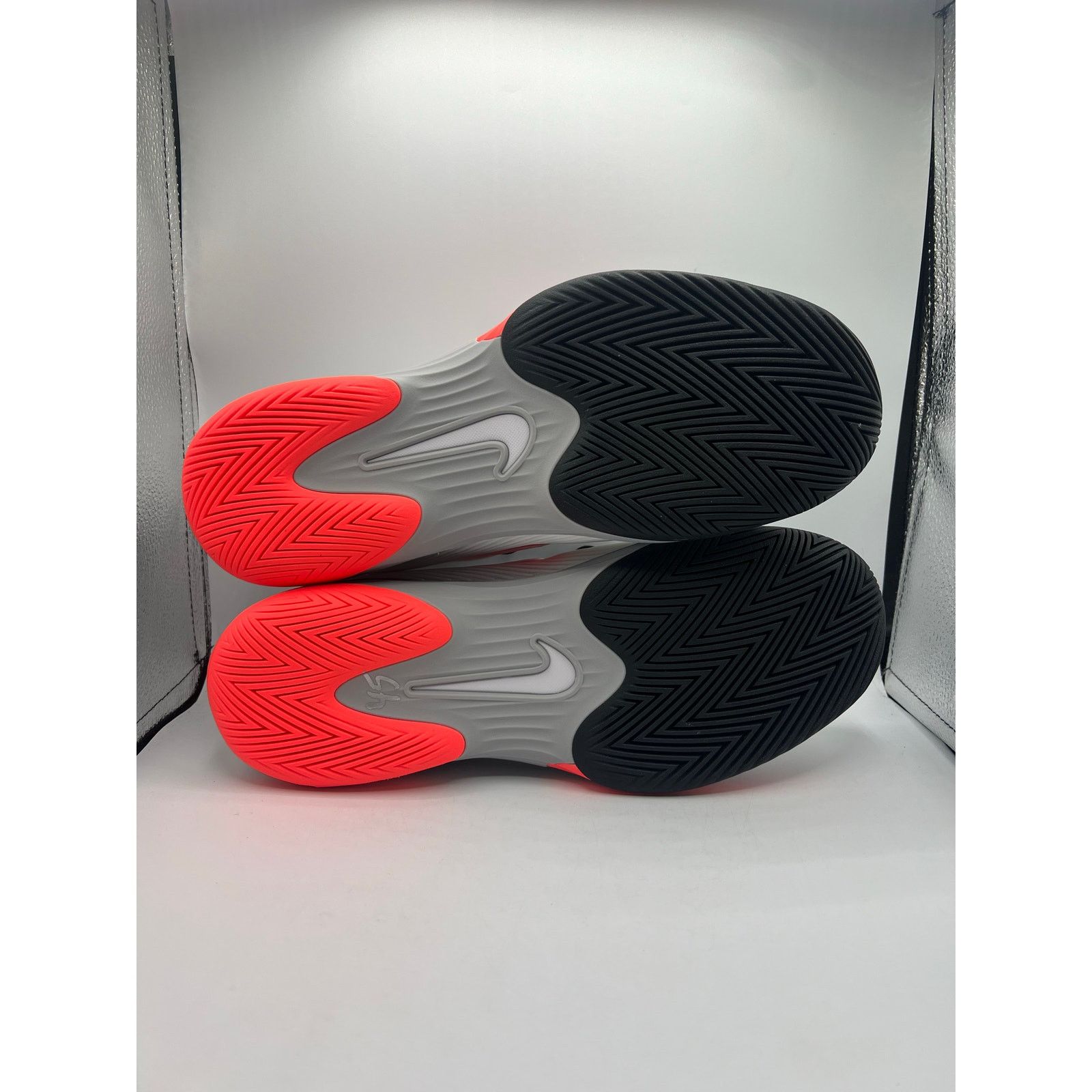 Nike Nike Vapor 12 “White/Wolf Grey/Hot Lava” size 10.5 men’s Size US 10.5 / EU 43-44 - 5 Thumbnail