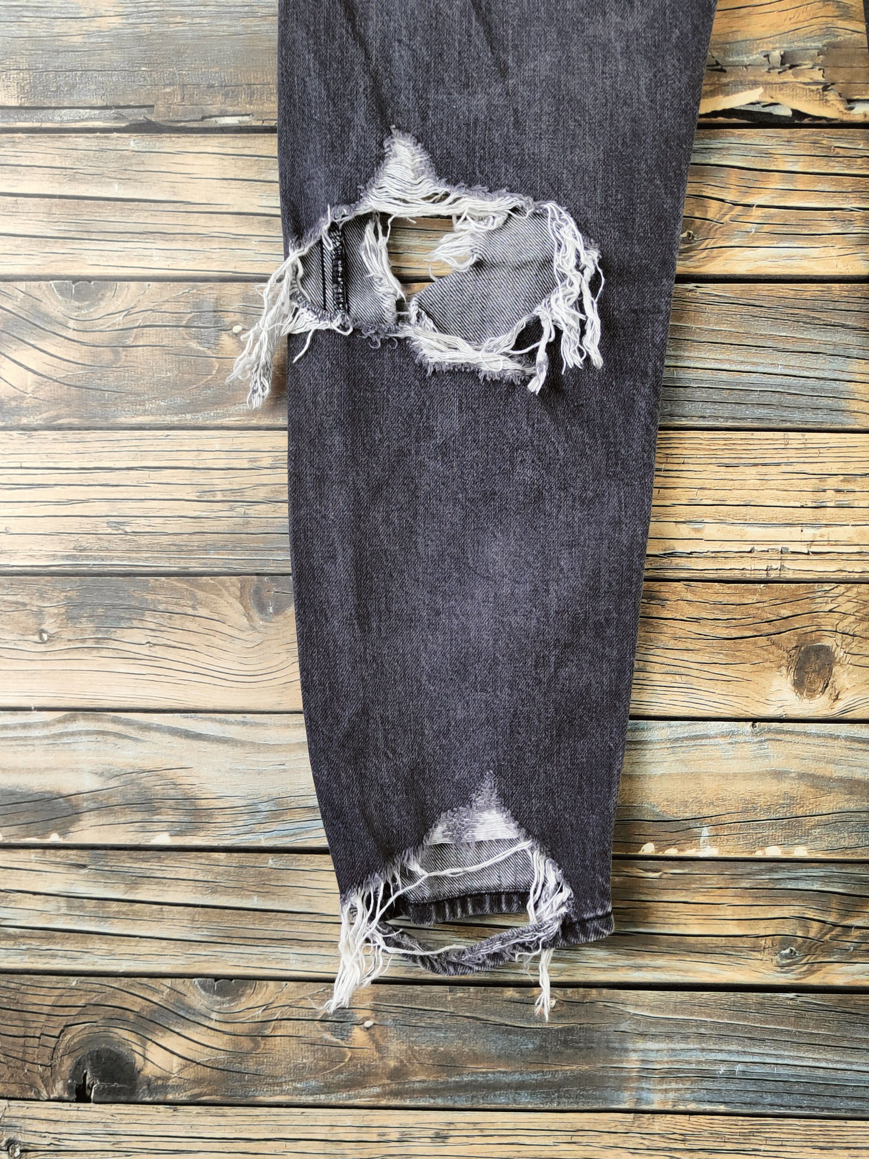 Japanese Brand DL Rasvoa Black Distressed Ripped Skinny Jeans #46-965 Size US 28 / EU 44 - 9 Thumbnail