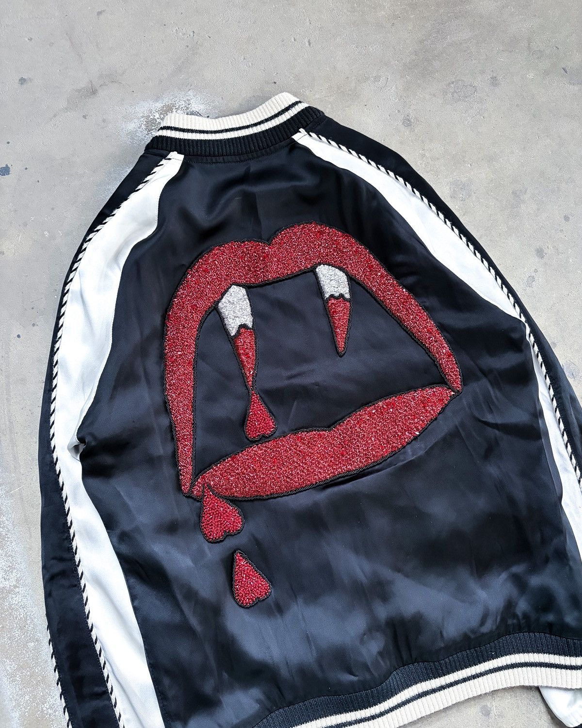 Saint Laurent Paris S/S14 BLOODLUSTER SATIN BOMBER JACKET Size US XS / EU 42 / 0 - 8 Thumbnail