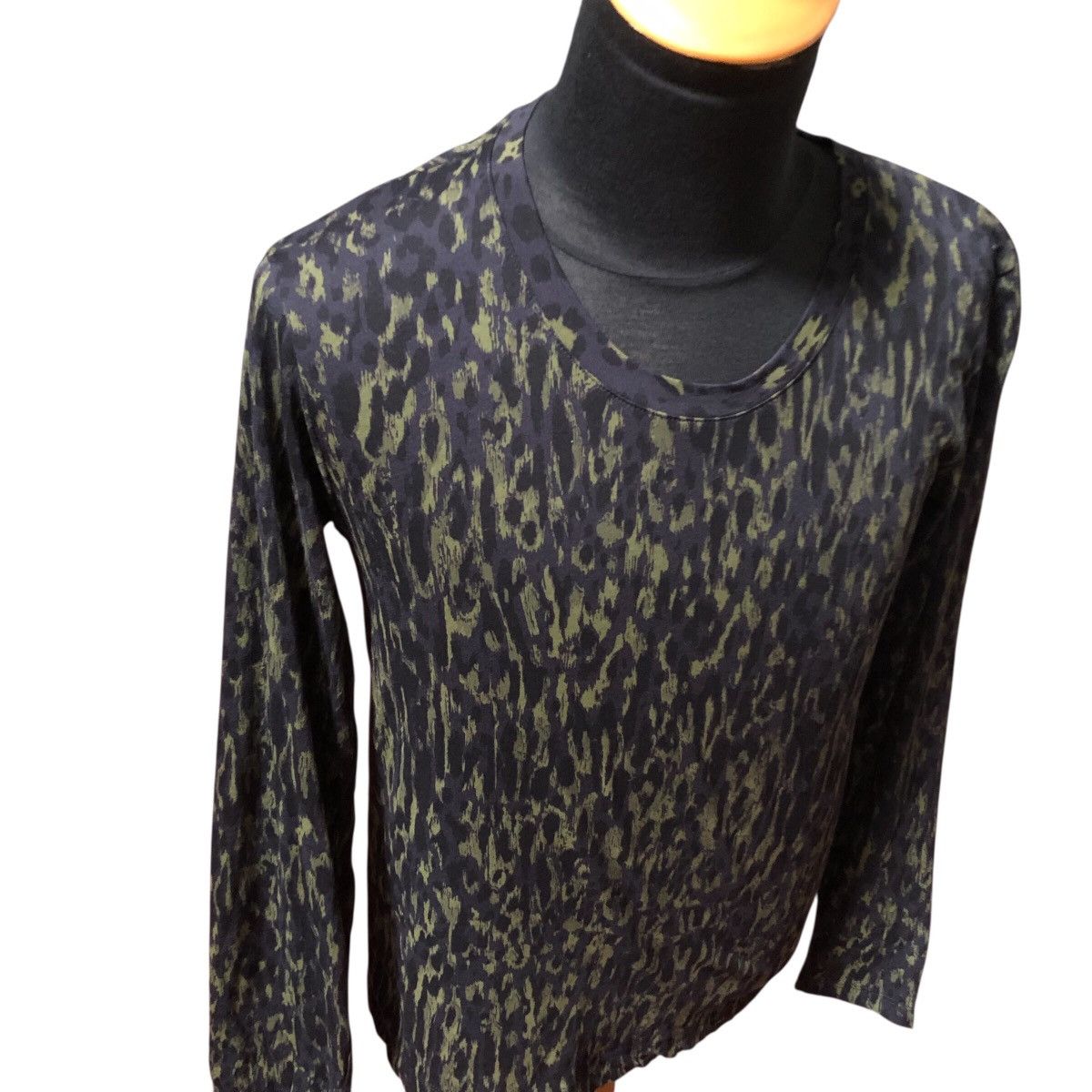 Dries Van Noten Dries Van Noten T-Shirt Size S / US 4 / IT 40 - 2 Thumbnail