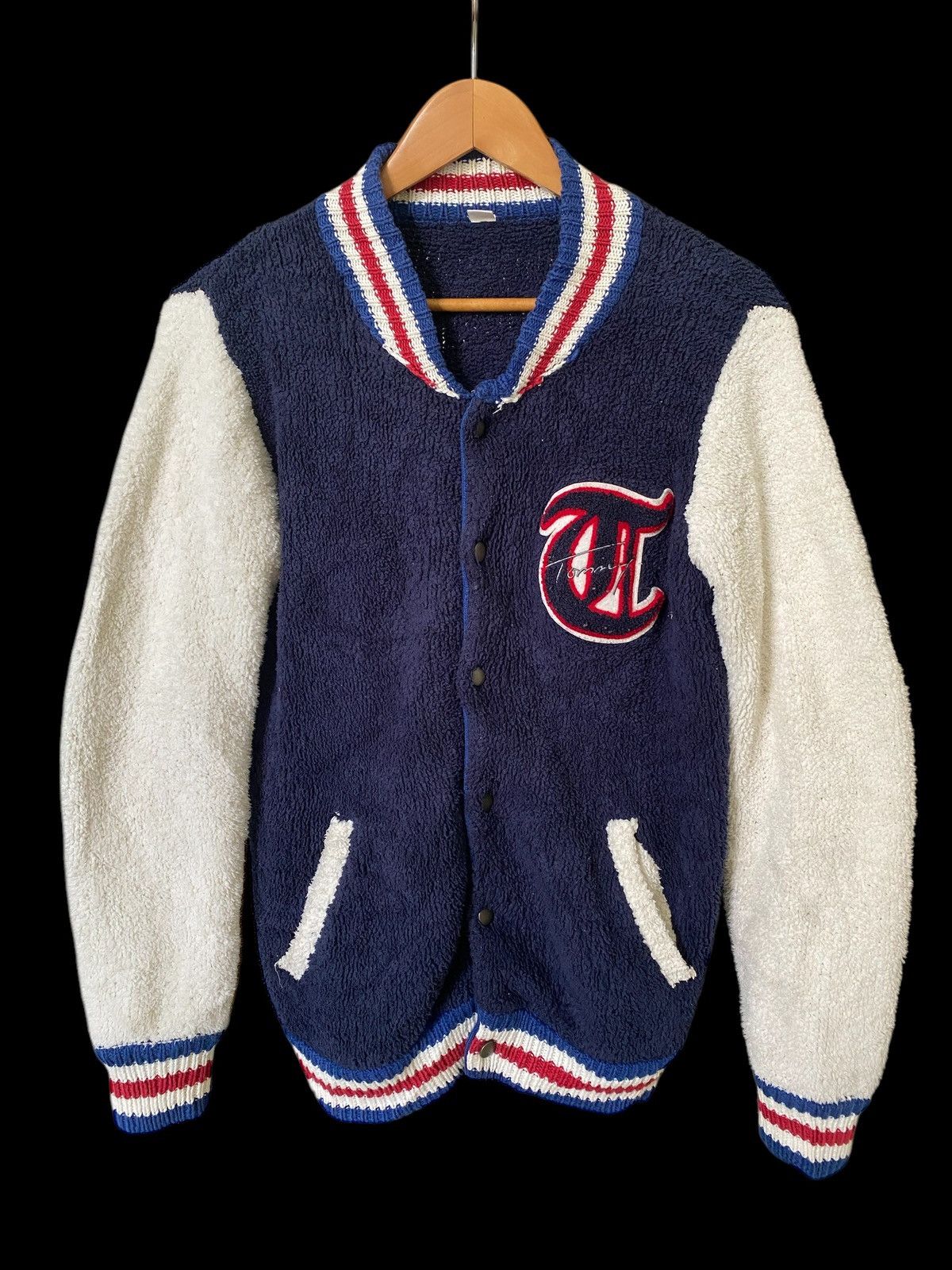 Tommy Hilfiger Logo design Varsity Button jacket nice design