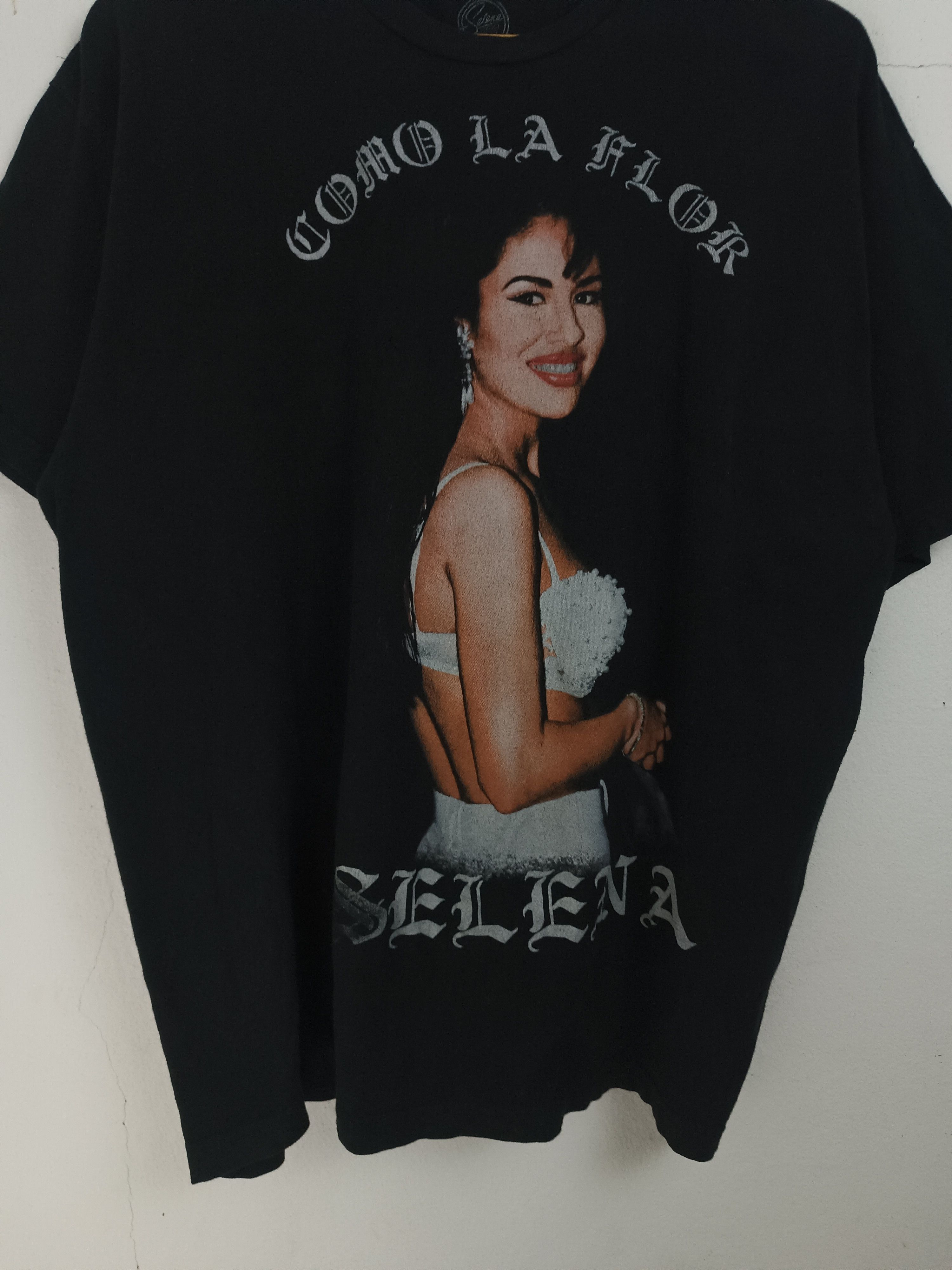 Rap Tees VINTAGE SELENA COMO LA FLOR TEE QUEEN AALIYAH BRITNEY Size US XL / EU 56 / 4 - 7 Thumbnail