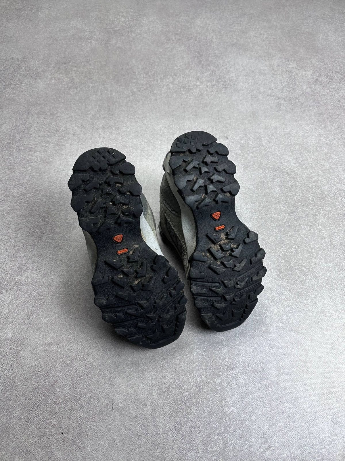 Nike ACG Vintage 00s Nike ACG Gorpcore Womans Sneakers Rare US 7 Size US 7 / IT 37 - 7 Thumbnail