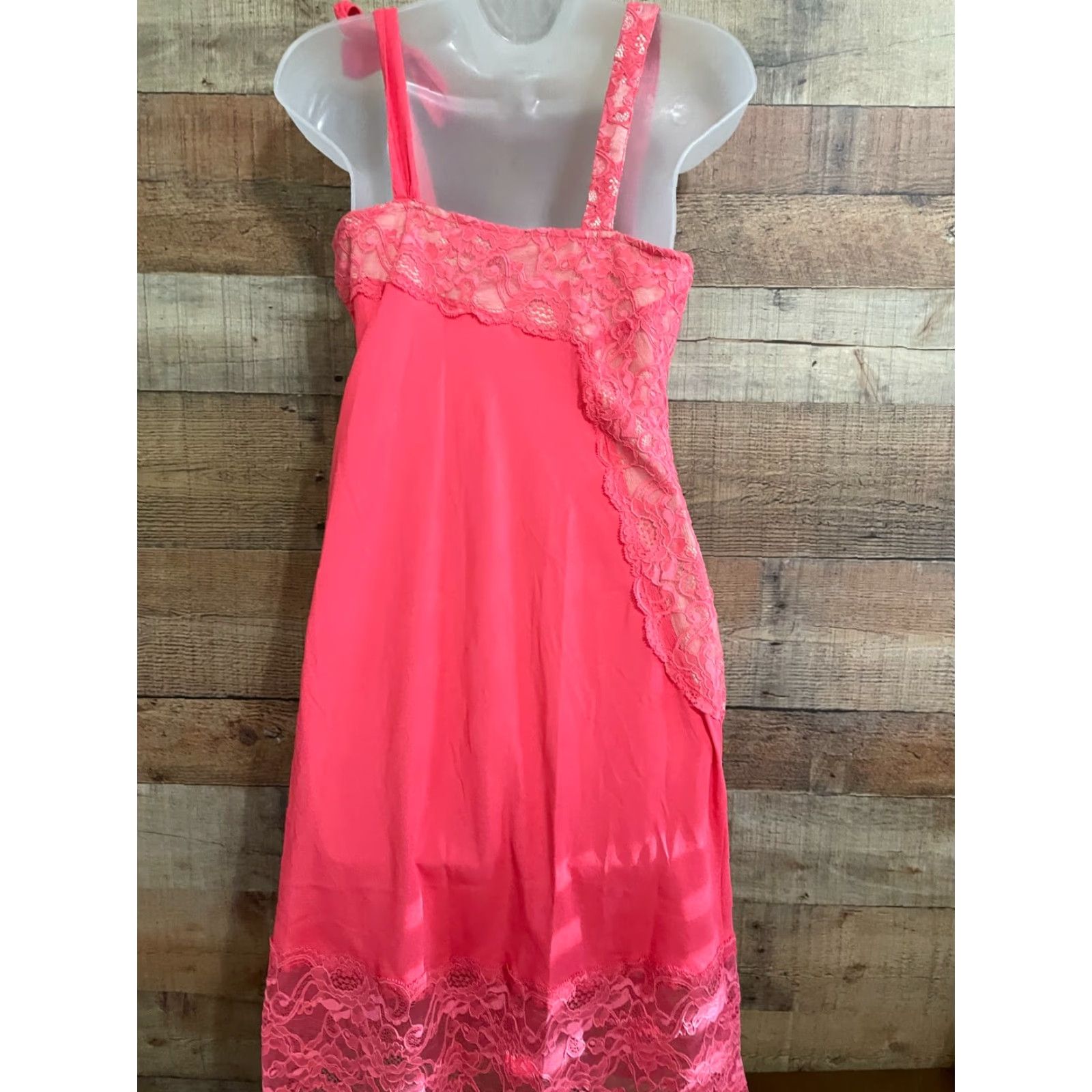 Victoria's Secret Victoria's Secret Gown Nightgown Teddy Coral Nightgown Sexy Size 6 Women Size M / US 6-8 / IT 42-44 - 4 Thumbnail