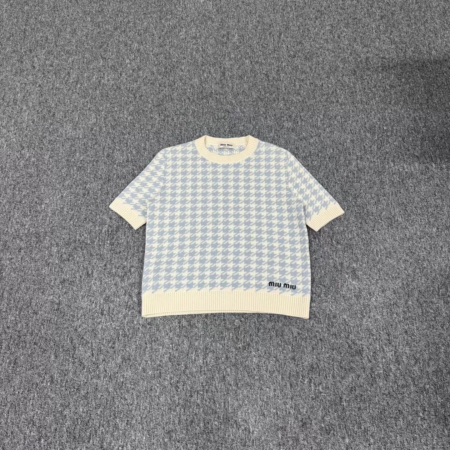 Miu Miu MIU MIU Blue White Plaid Embrd Knit Short Top Women 38 99New Size XS / US 0-2 / IT 36-38 - 1 Thumbnail