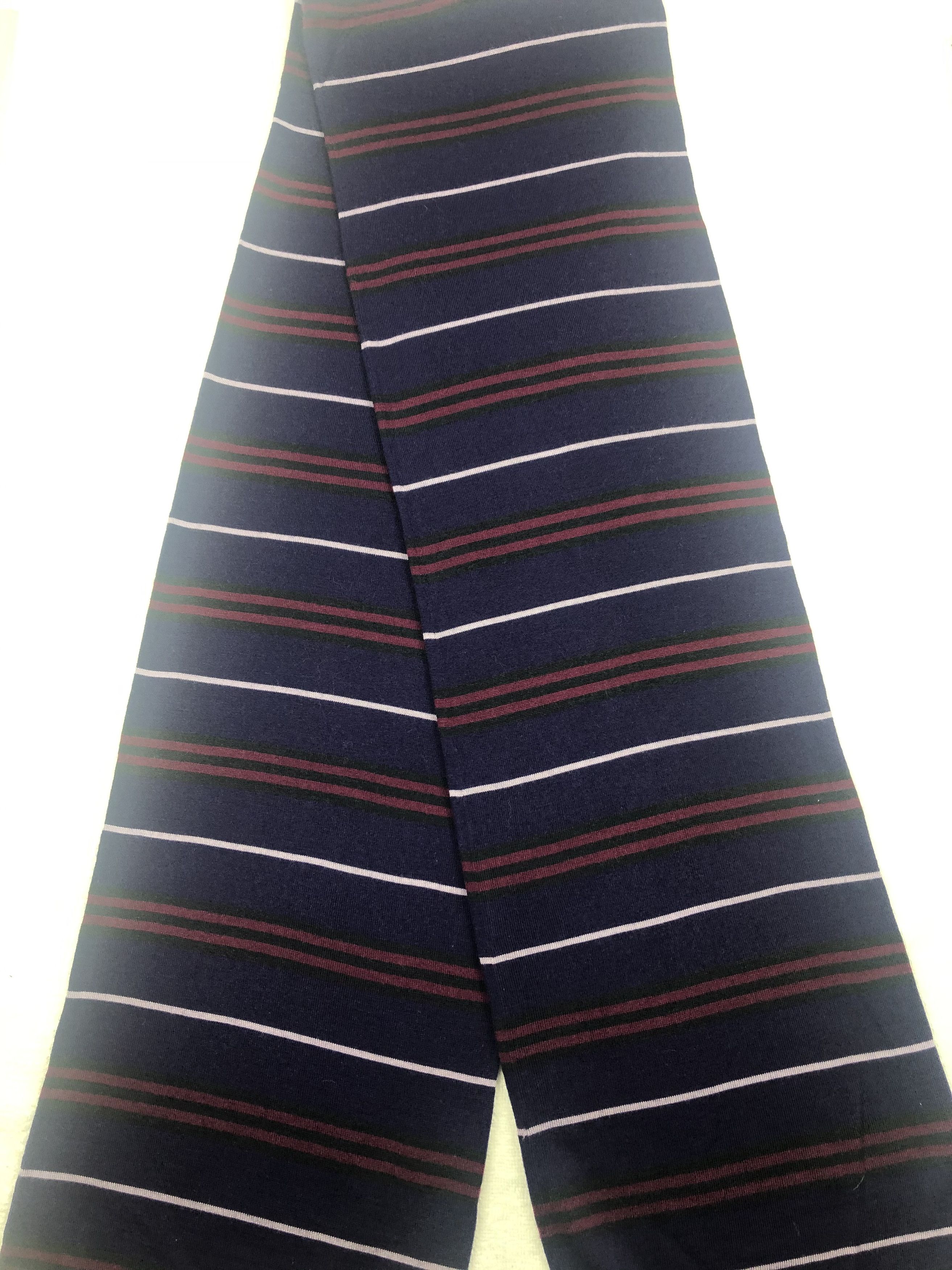 Burberry Burberry Scarf / Muffler / Neckwear Size ONE SIZE - 2 Thumbnail